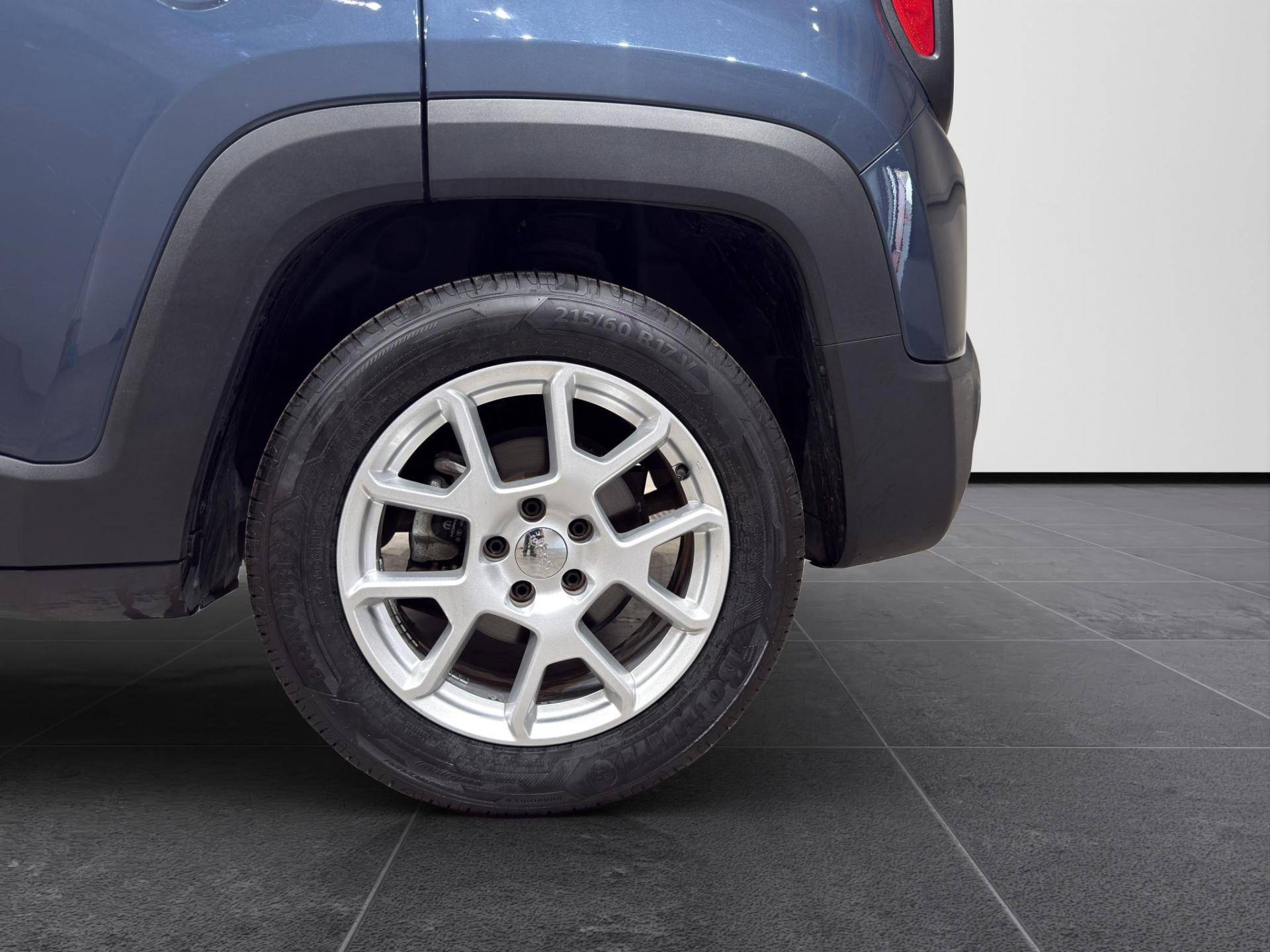 Auto Venduta - JEEP Renegade Renegade 1.5 turbo t4 mhev Limited 2wd 130cv dct usata in pronta consegna - Brandini
