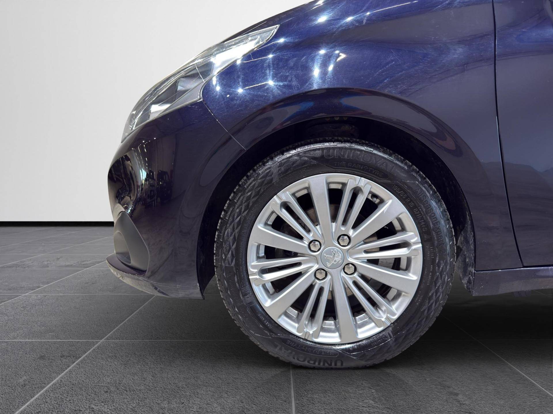 PEUGEOT 208 208 1.6 bluehdi Active 75cv 5p usata in pronta consegna - Brandini