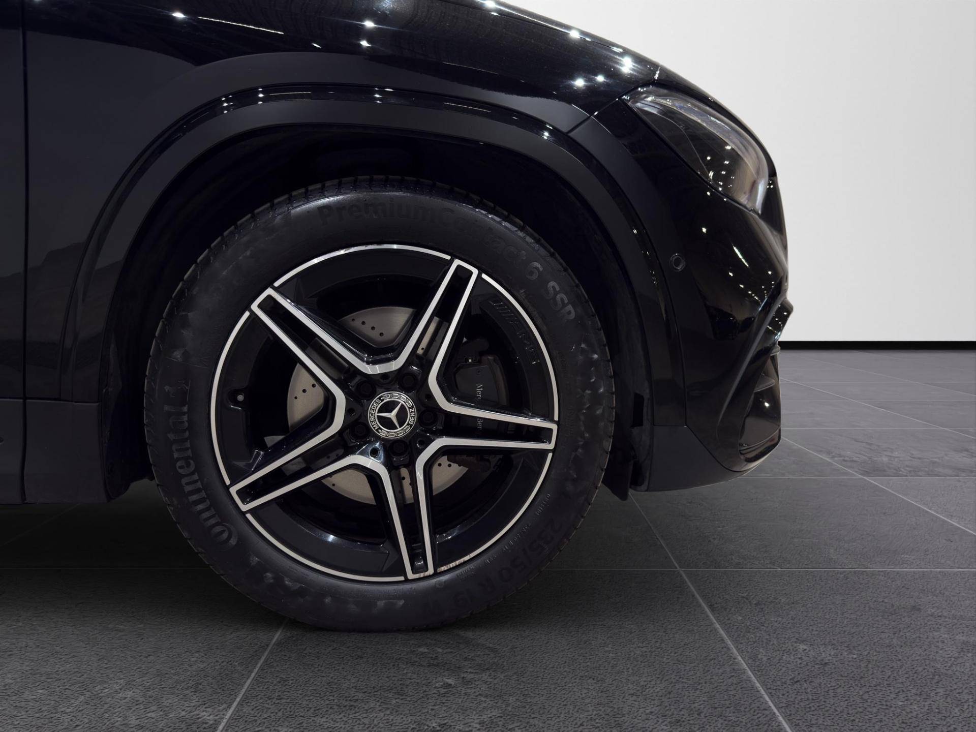 MERCEDES GLA GLA 200 d Business Extra auto usata in pronta consegna - Brandini