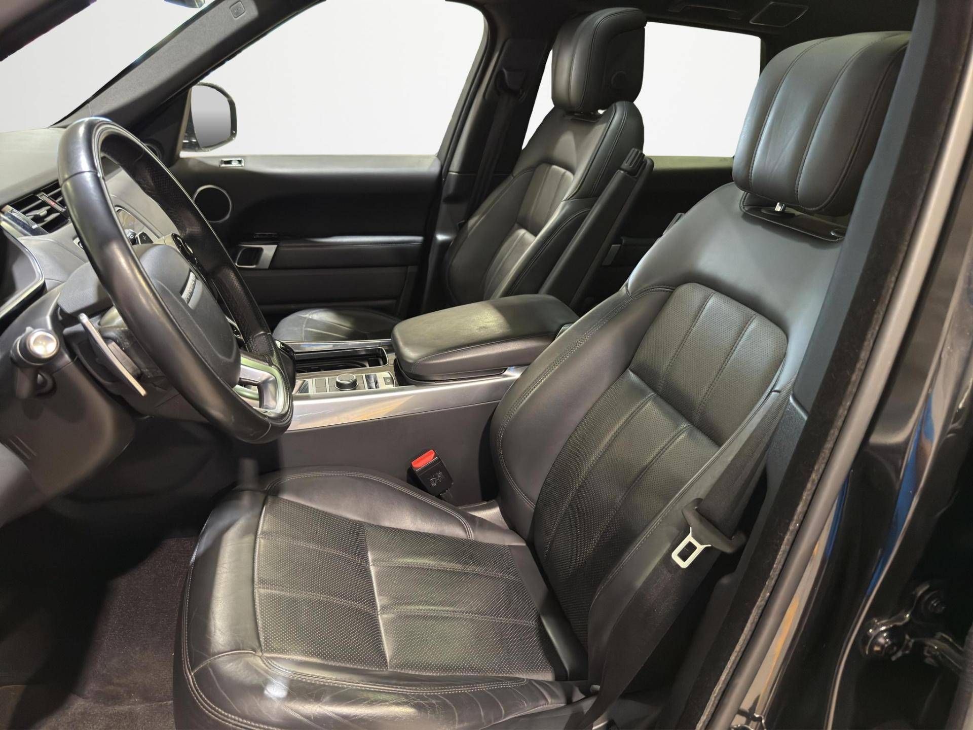 LAND ROVER Range Rover Sport Range Rover Sport 3.0d i6 mhev HSE Dynamic Stealth 249cv auto usata in pronta consegna - Brandini