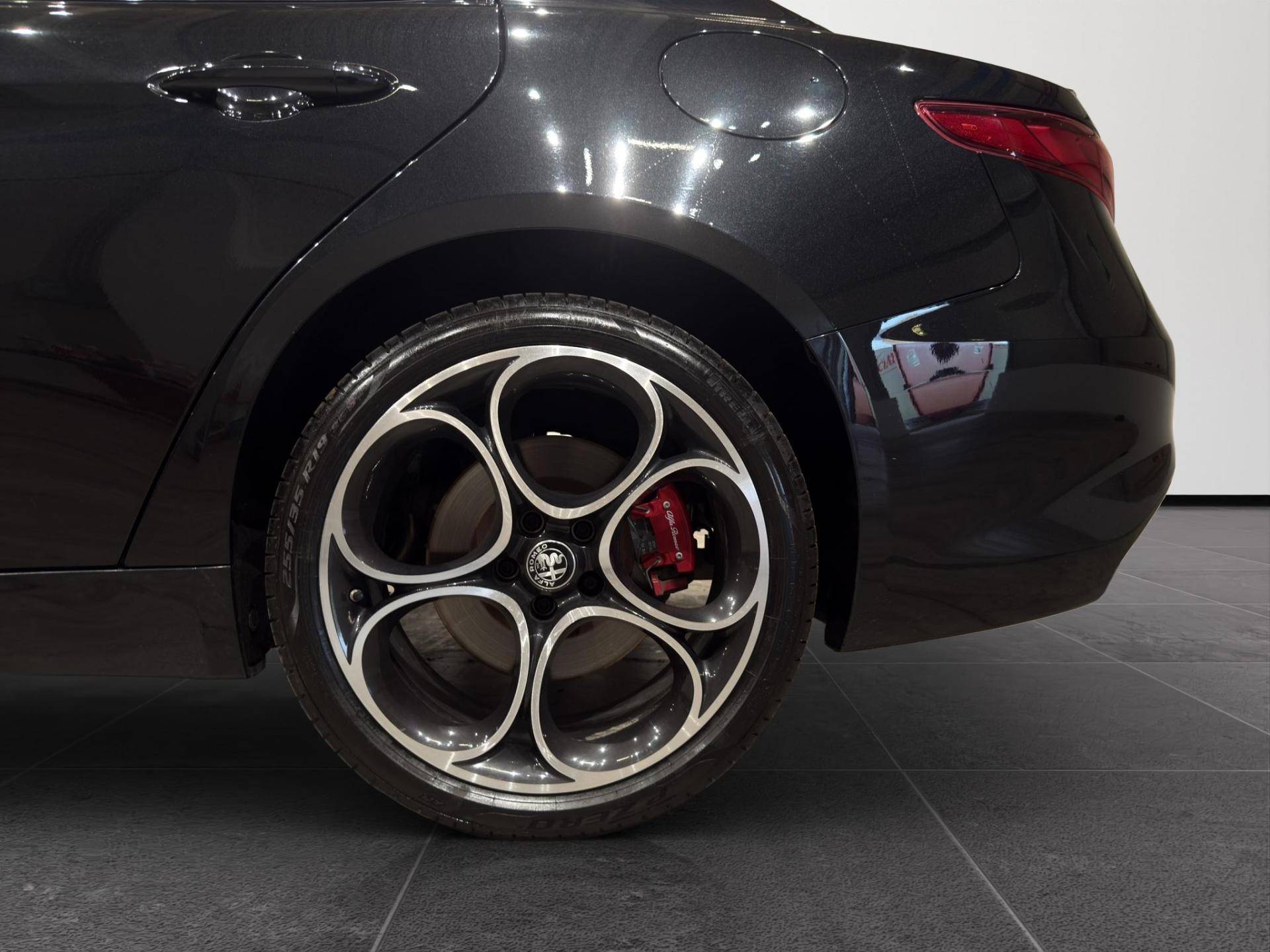 ALFA ROMEO GIULIA Giulia 2.2 t Veloce First edition Q4 210 cv auto usata in pronta consegna - Brandini