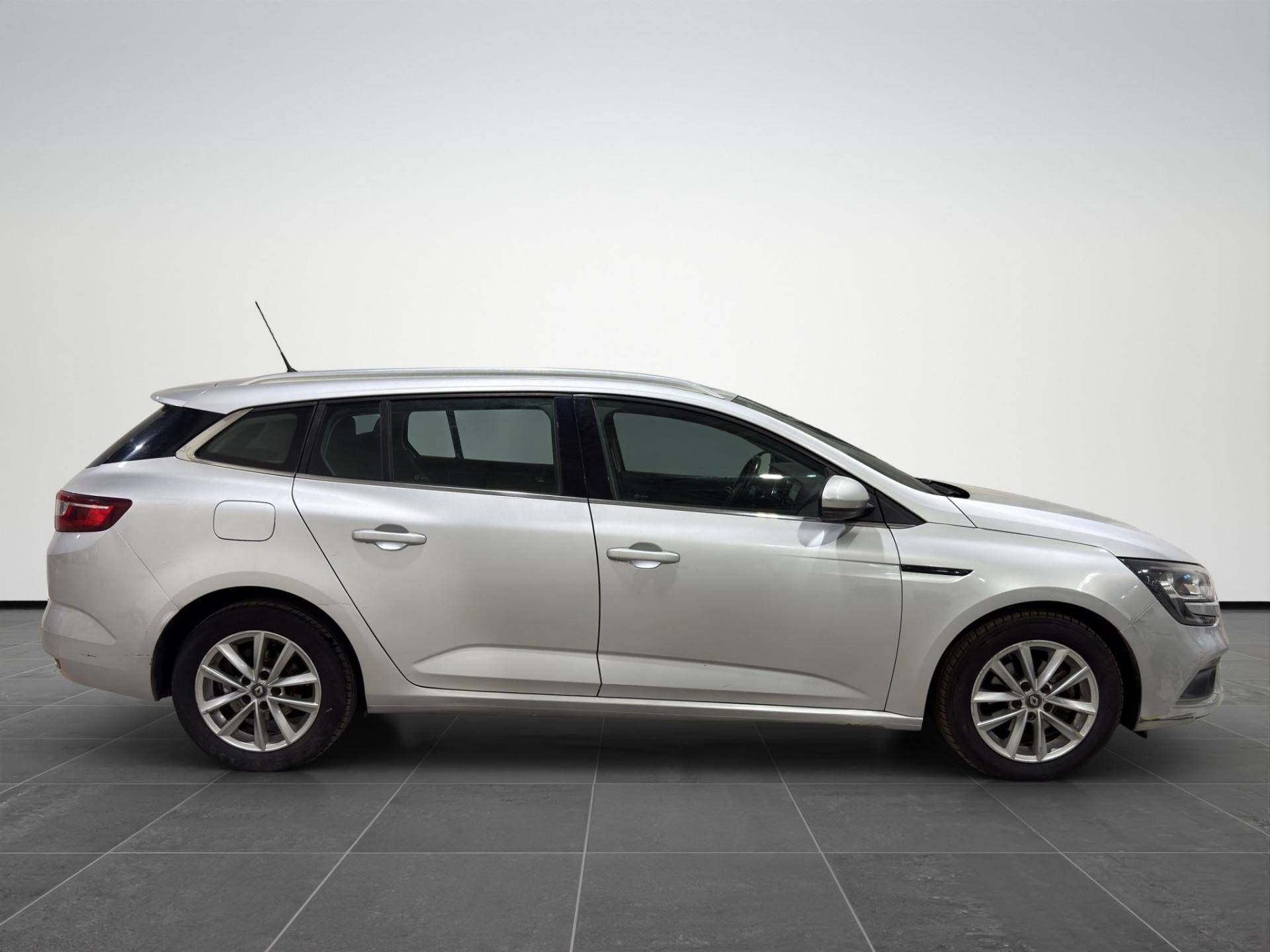 RENAULT Megane Megane Sporter 1.5 dci energy Business 110cv usata in pronta consegna - Brandini
