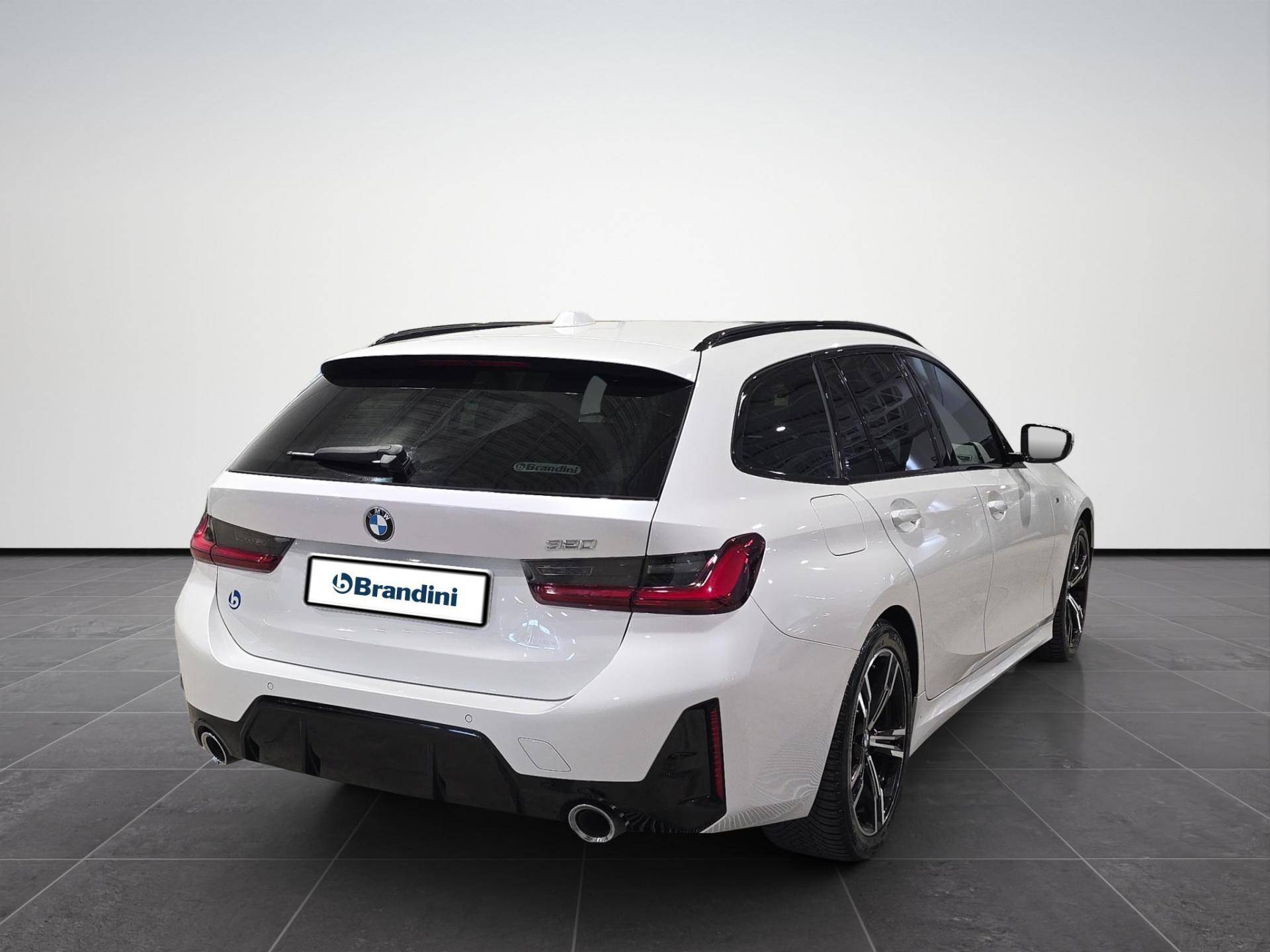 BMW Serie 3 Touring 320d Touring mhev 48V Msport auto usata in pronta consegna - Brandini