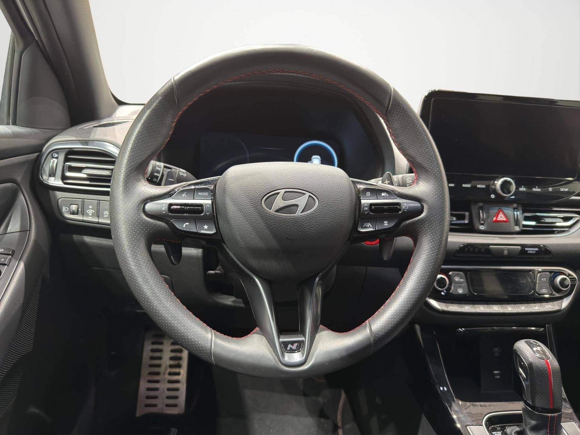 HYUNDAI i30 2024 5p i30 1.0 t-gdi 48V NLine 100cv dct usata in pronta consegna - Brandini