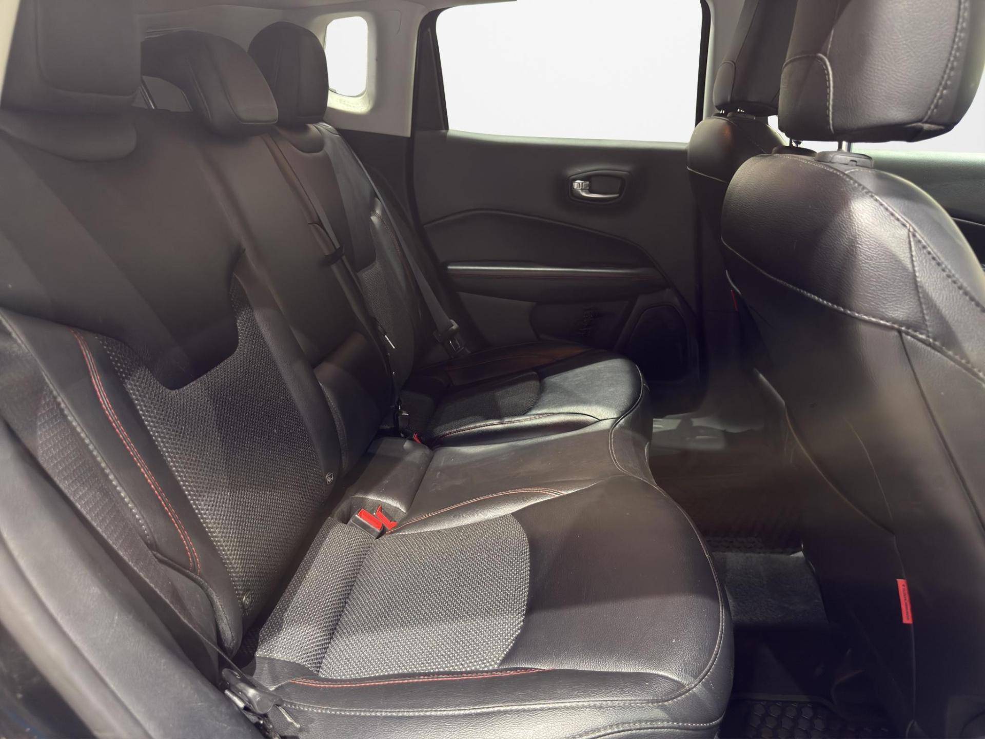 JEEP Compass Compass 2.0 mjt Trailhawk 4wd a.d. Low 170cv auto usata in pronta consegna - Brandini