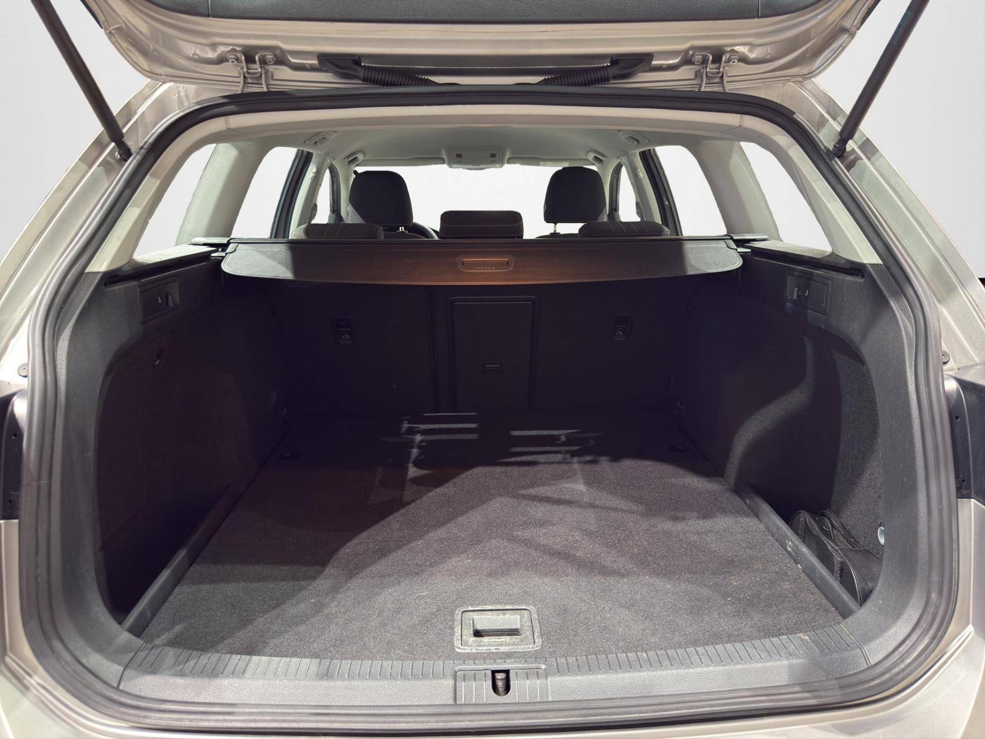 VOLKSWAGEN Golf Golf Alltrack 2.0 tdi Executive 184cv dsg usata in pronta consegna - Brandini