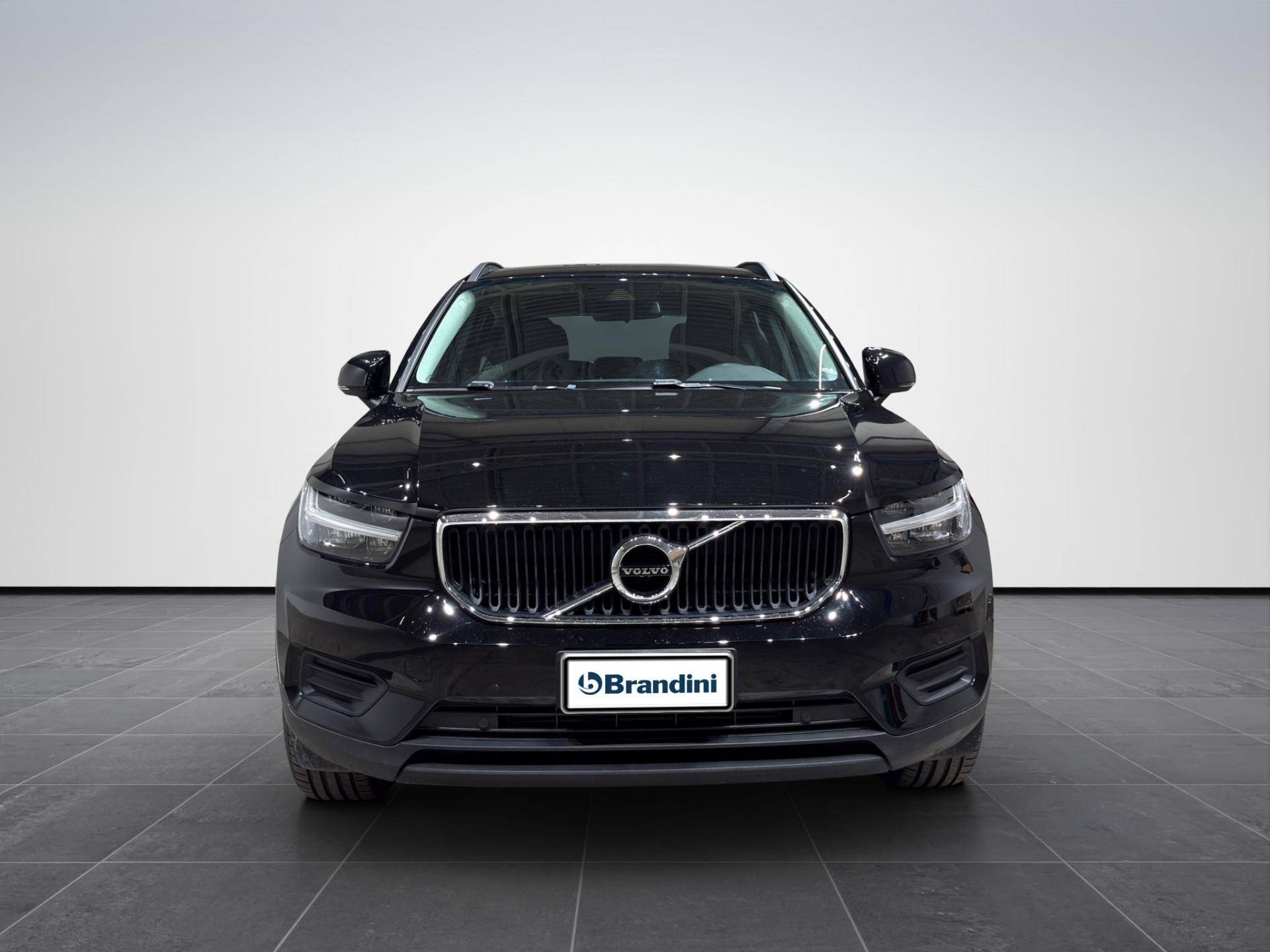 Auto Venduta - VOLVO XC40 XC40 1.5 T2 Momentum Core my21 usata in pronta consegna - Brandini