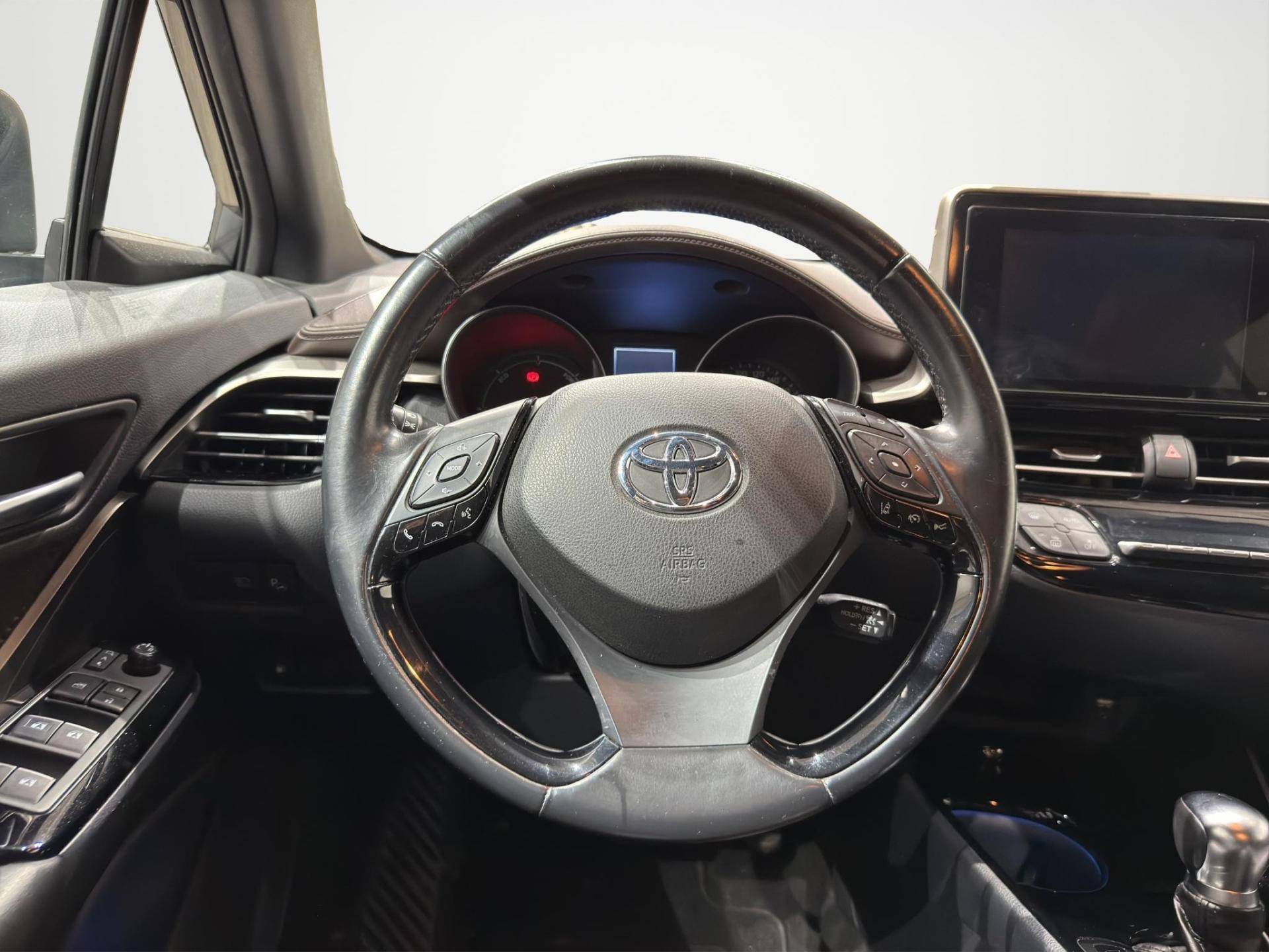 Auto Venduta - TOYOTA C-HR C-HR 1.8h Lounge 2wd e-cvt my18 usata in pronta consegna - Brandini