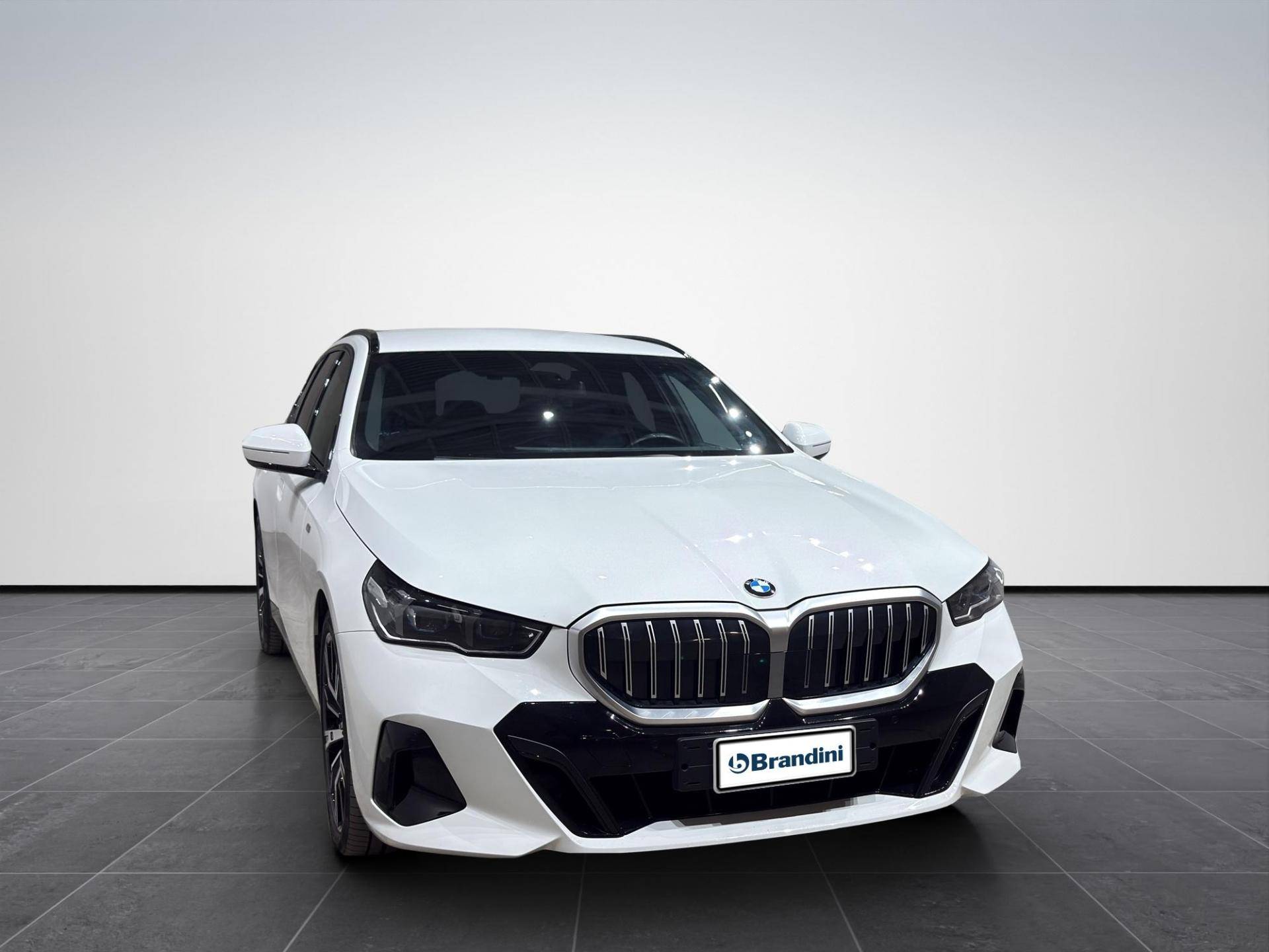 BMW Serie 5 Touring 540d Touring 48V xdrive MSport auto usata in pronta consegna - Brandini