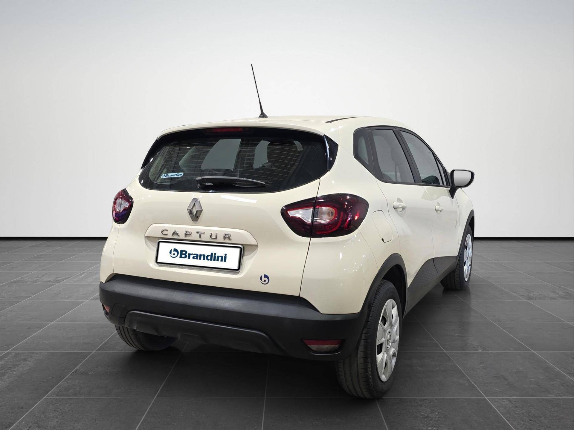 Auto Venduta - RENAULT Captur Captur 0.9 tce Life 90cv usata in pronta consegna - Brandini