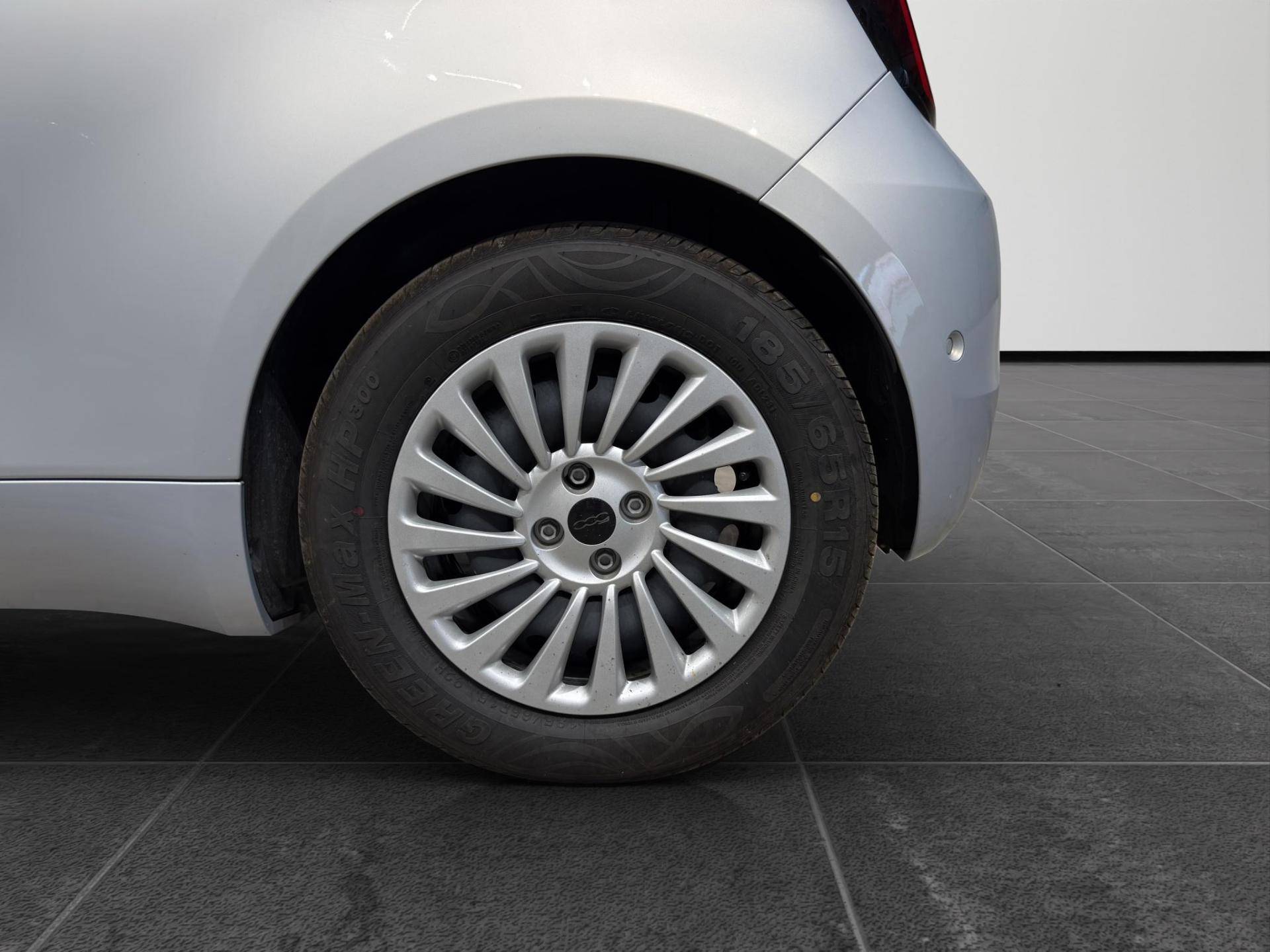 FIAT 500e 500e 42 kWh Entry Pack Tech usata in pronta consegna - Brandini