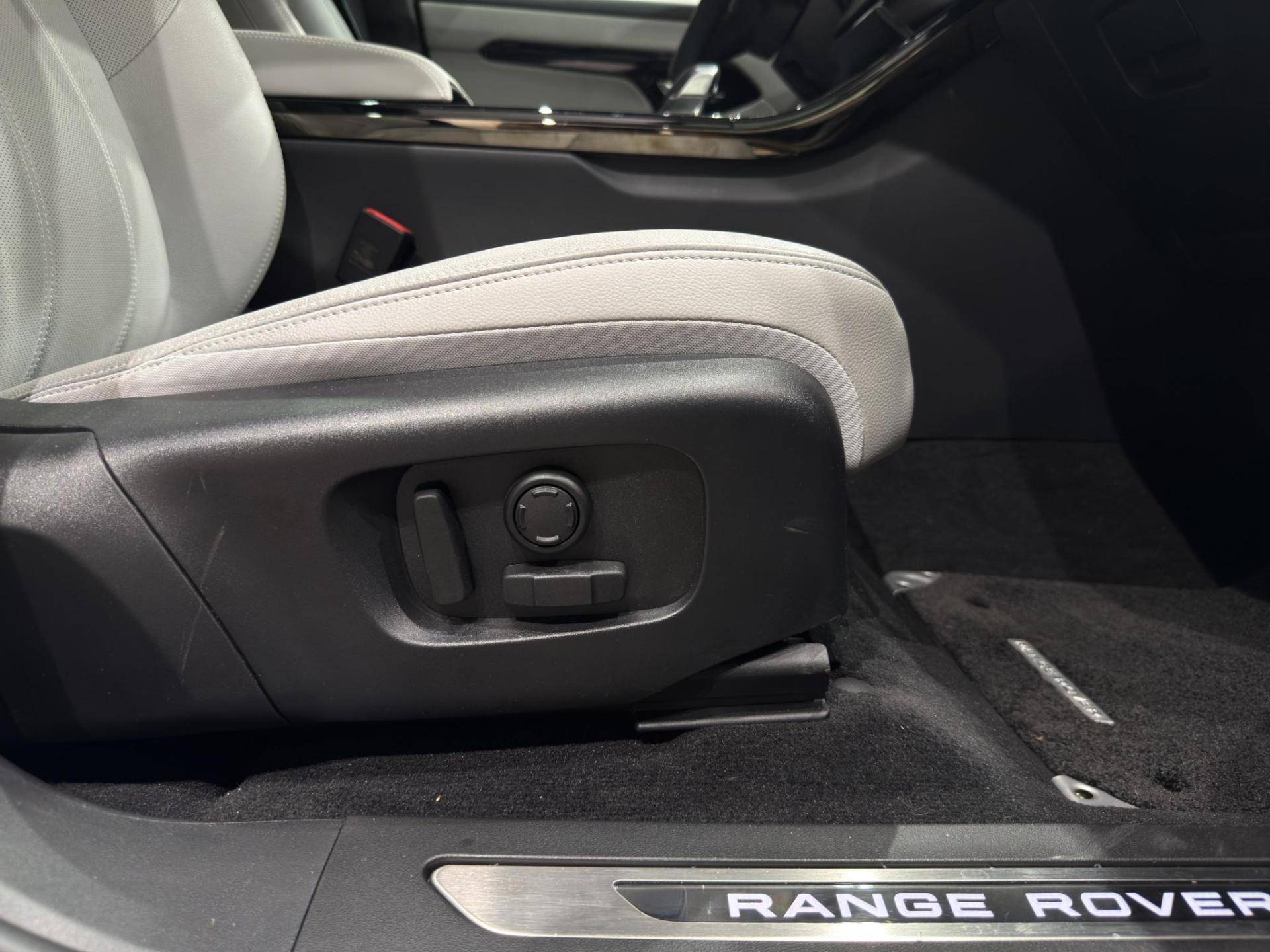 LAND ROVER Range Rover Evoque Range Rover Evoque 2.0d i4 mhev S awd 163cv auto usata in pronta consegna - Brandini