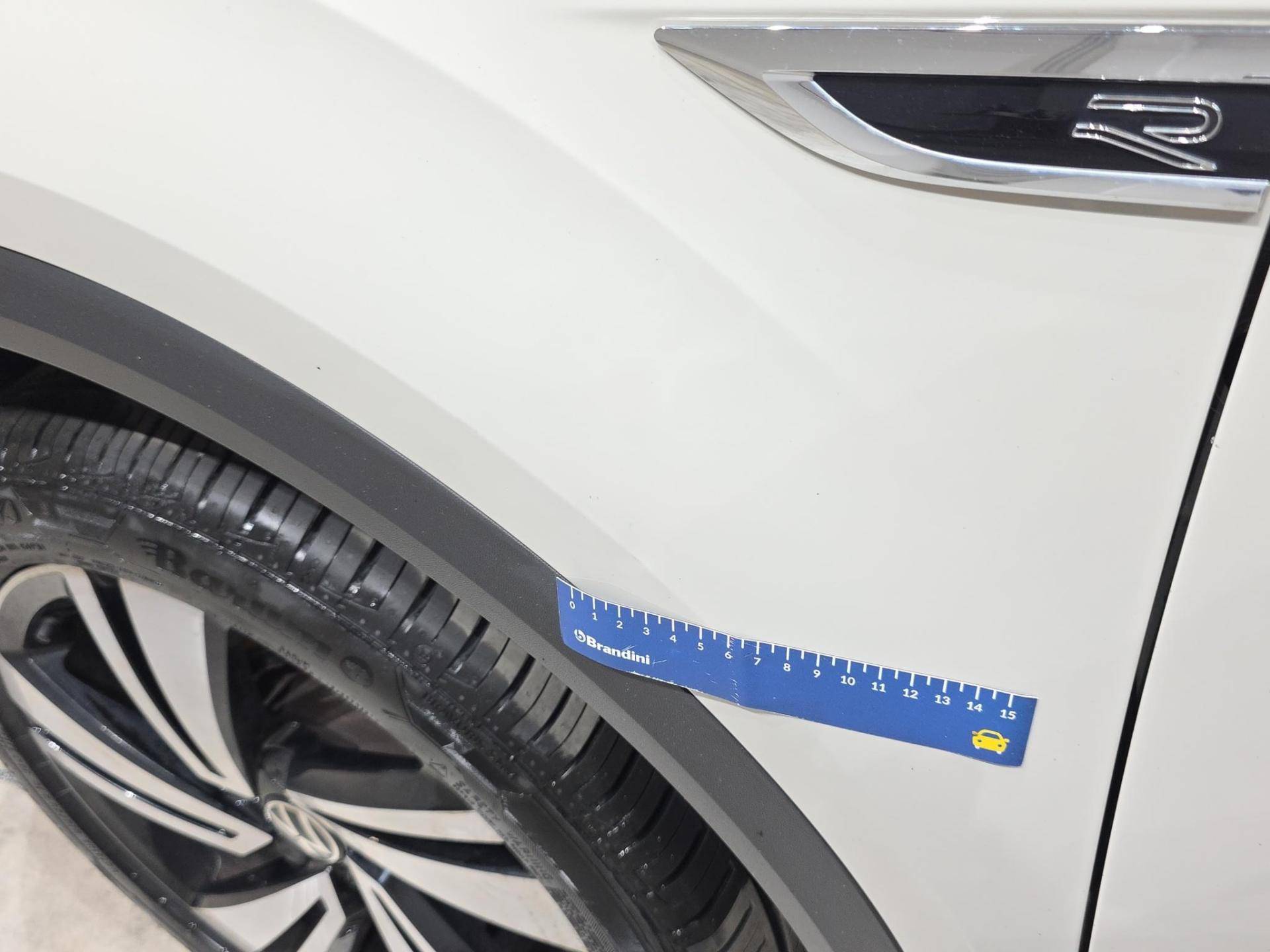 VOLKSWAGEN T-Roc T-Roc 2.0 tdi scr R-Line 4motion 150cv dsg usata in pronta consegna - Brandini