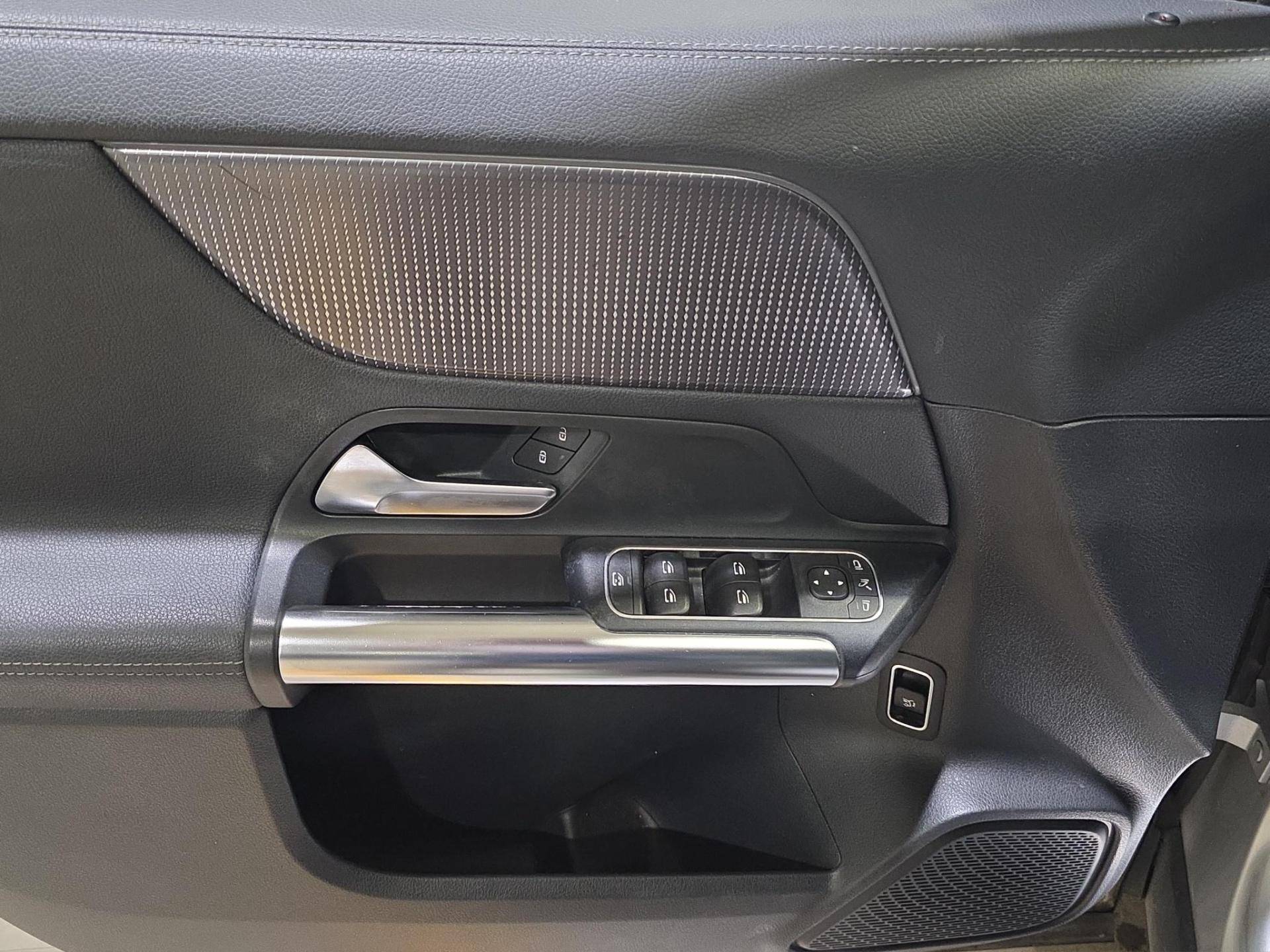 Auto Venduta - MERCEDES GLA GLA 200 d Sport auto usata in pronta consegna - Brandini
