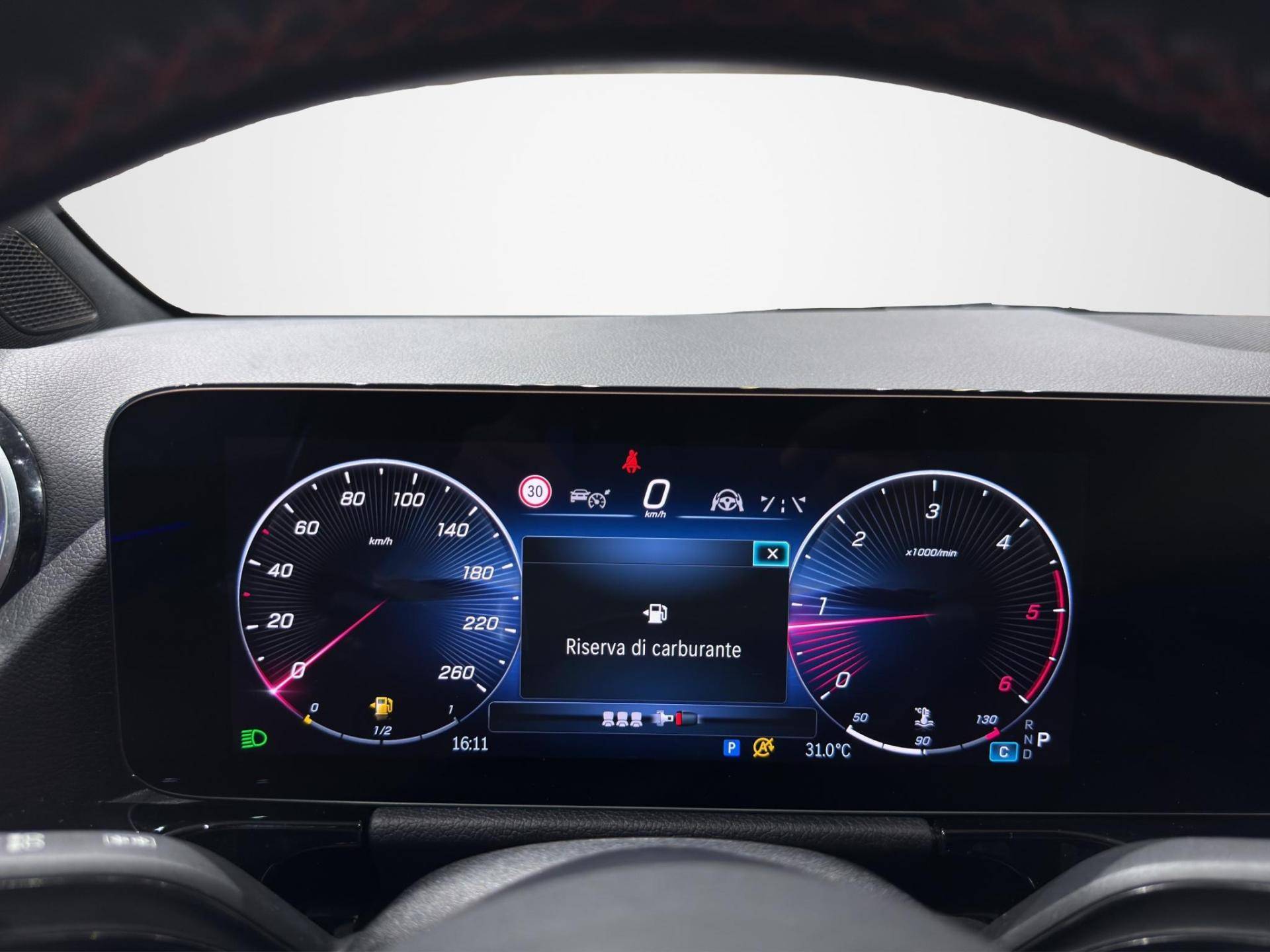 MERCEDES GLA GLA 200 d AMG Line Advanced Plus auto usata in pronta consegna - Brandini