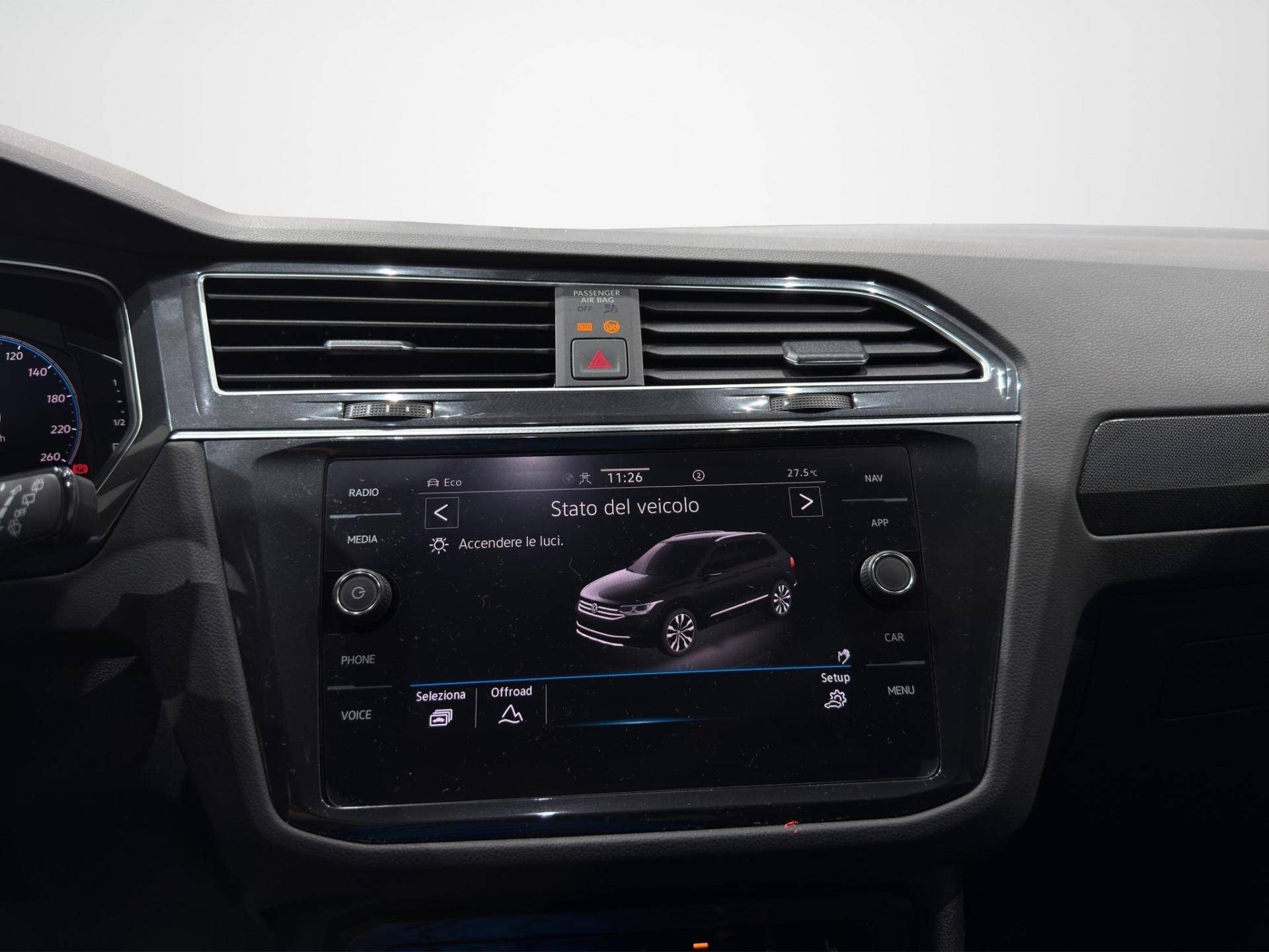 VOLKSWAGEN Tiguan Tiguan 2.0 tdi scr Elegance 4motion 150cv dsg usata in pronta consegna - Brandini