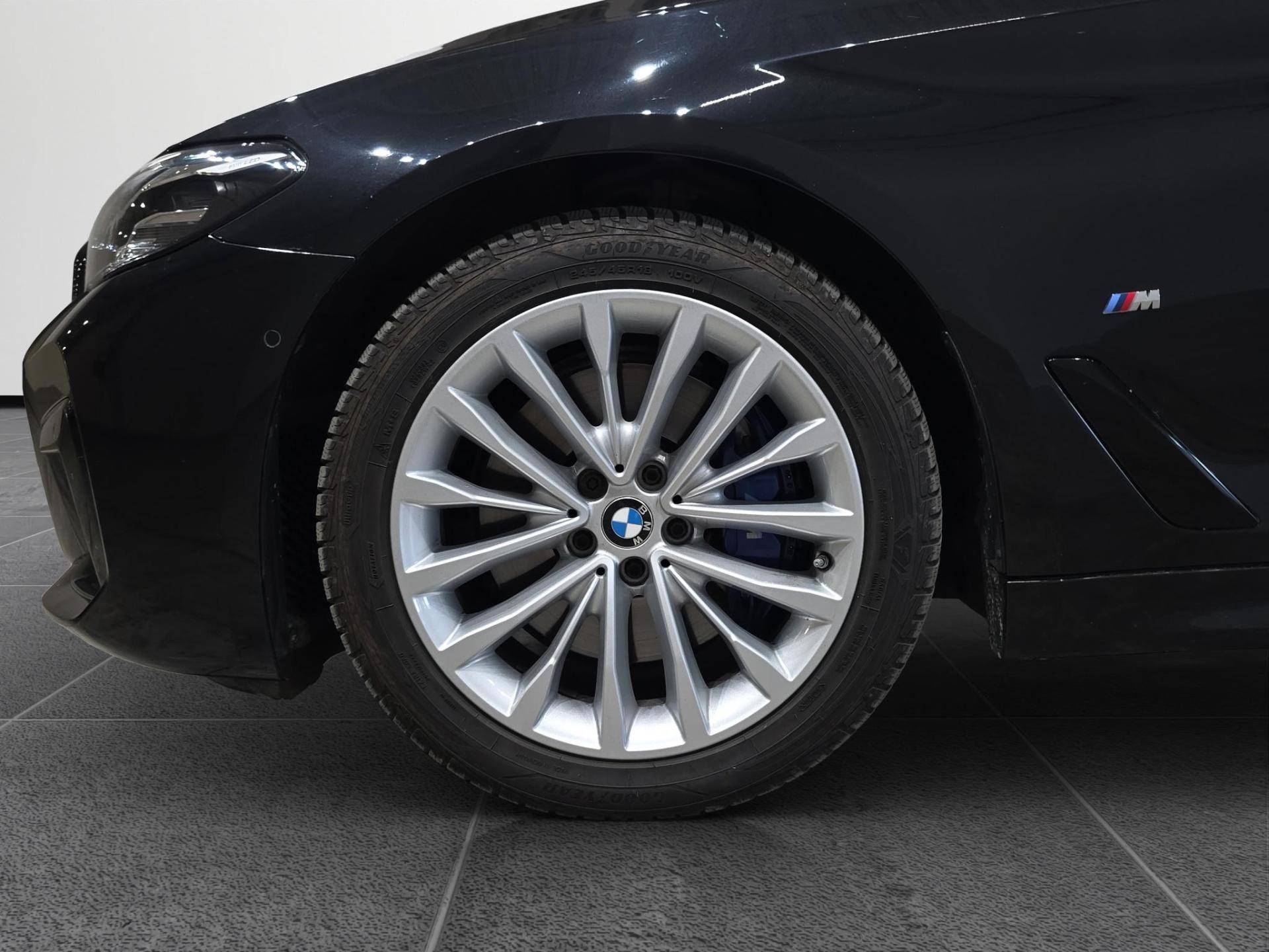 BMW Serie 5 Touring 520d Touring mhev 48V xdrive Msport auto usata in pronta consegna - Brandini