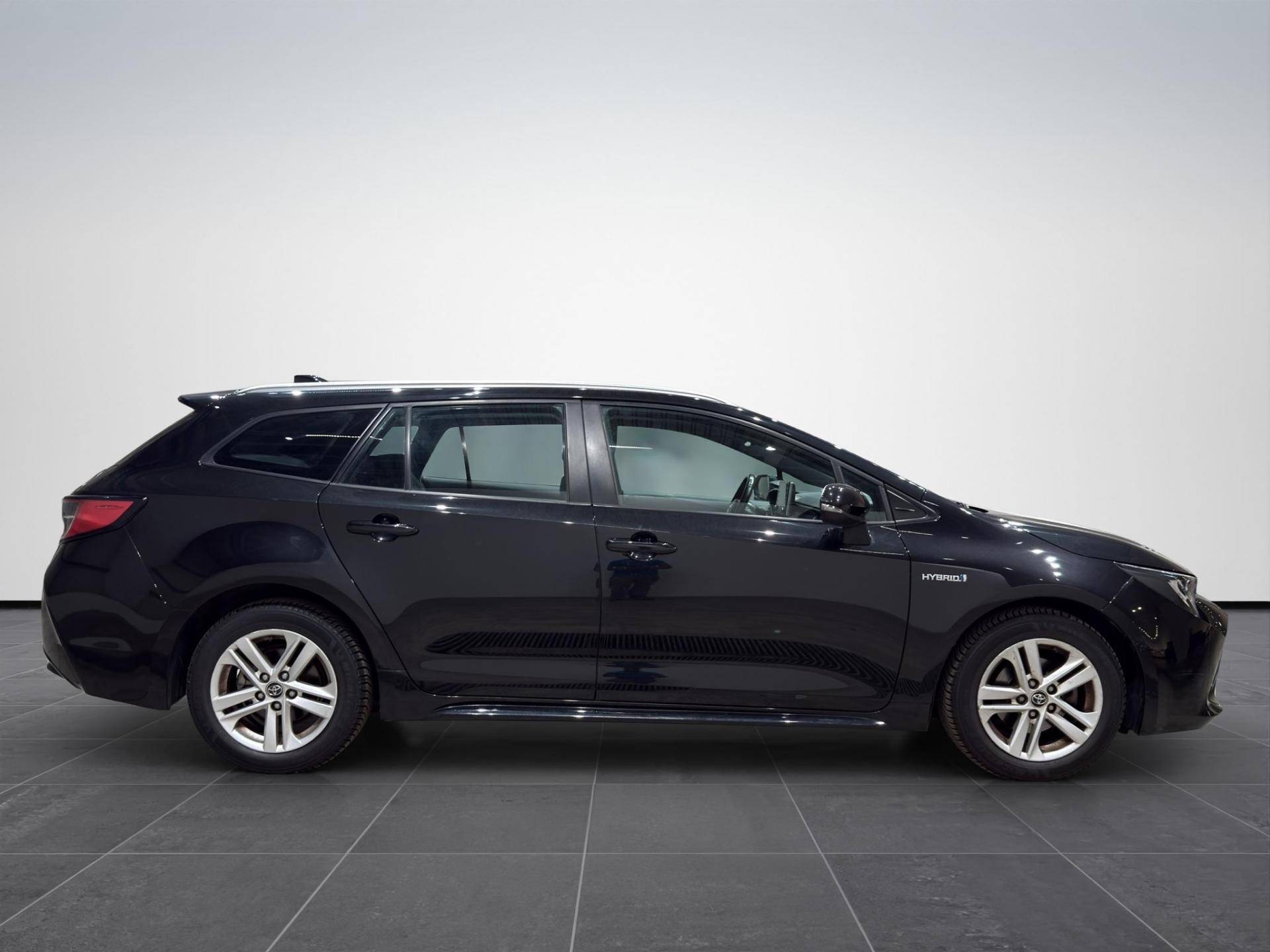 TOYOTA Corolla Touring Corolla Touring Sports 1.8 hybrid Active cvt usata in pronta consegna - Brandini