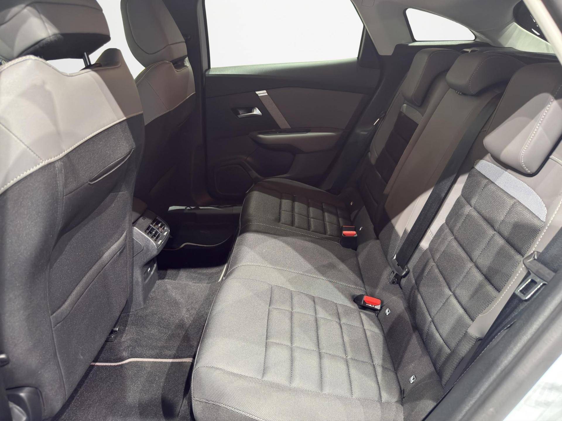 CITROEN C4  hybrid 145 cv  automatico  - collection usata in pronta consegna - Brandini