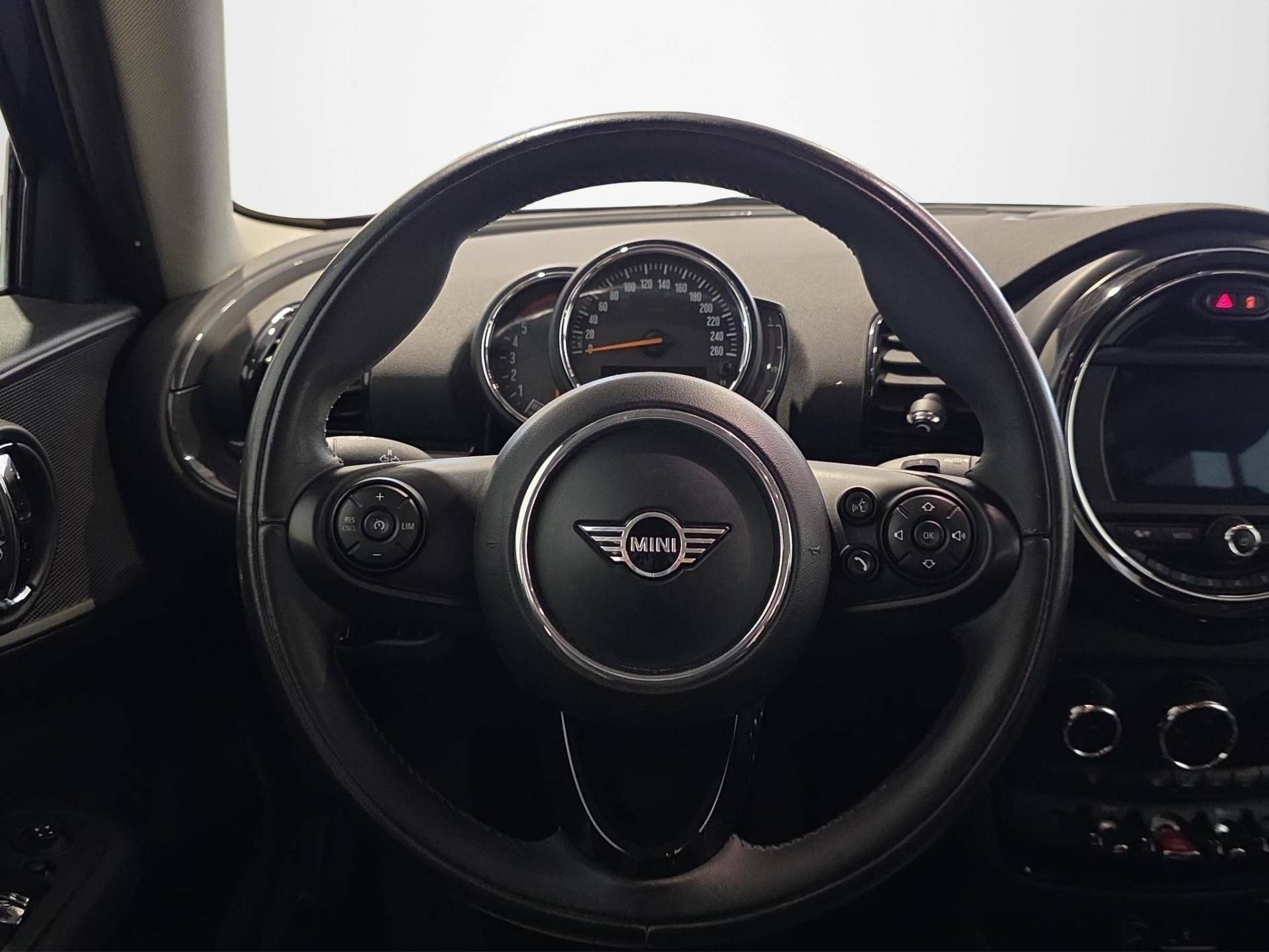 MINI Mini Mini Clubman 2.0 Cooper D Business auto my18 usata in pronta consegna - Brandini