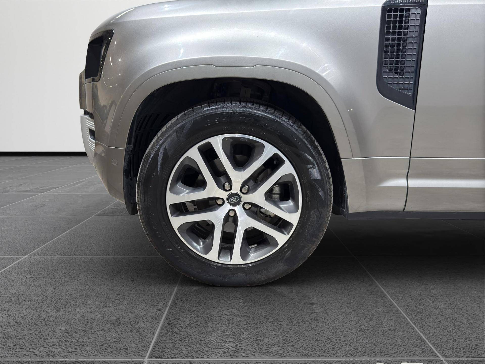 LAND ROVER Defender Defender 110 3.0d i6 mhev XS Edition awd 250cv auto usata in pronta consegna - Brandini