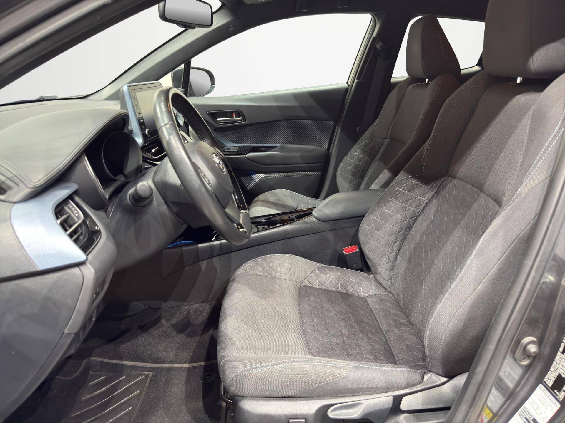 Auto Venduta - TOYOTA C-HR C-HR 1.8h Trend e-cvt usata in pronta consegna - Brandini