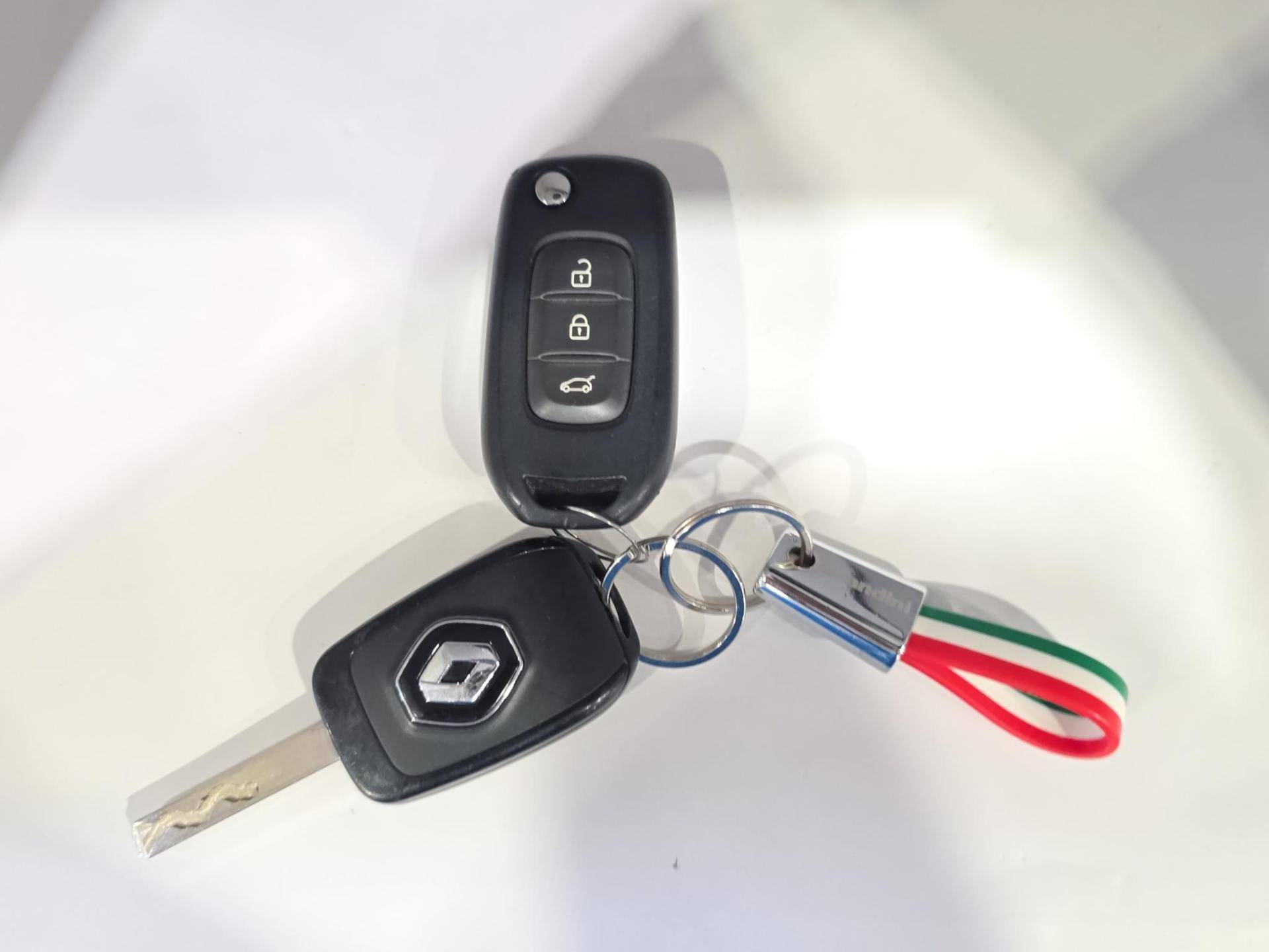 RENAULT Clio Clio 1.5 blue dci Intens 85cv usata in pronta consegna - Brandini