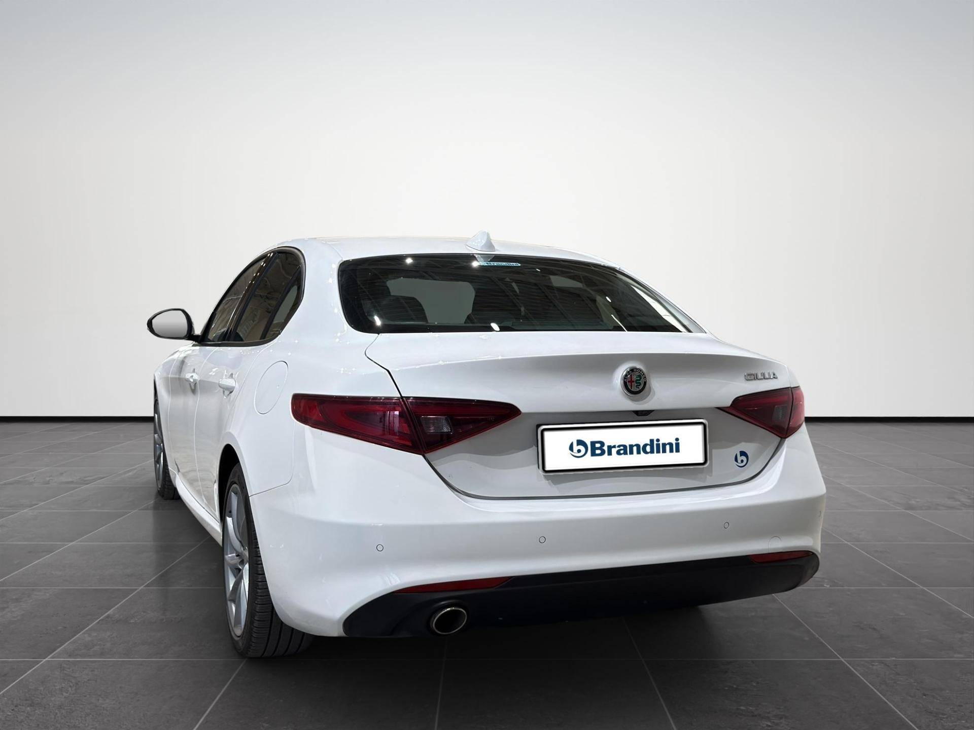 ALFA ROMEO GIULIA Giulia 2.2 t Sprint 160cv auto usata in pronta consegna - Brandini