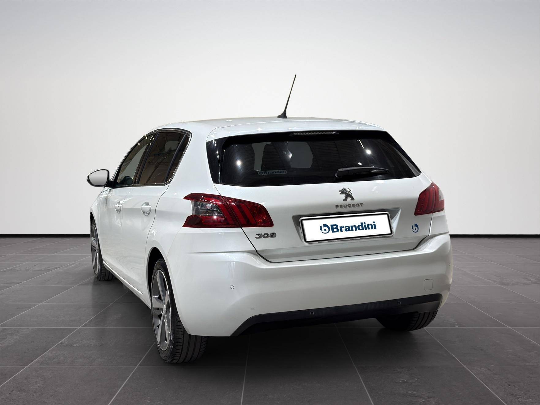 PEUGEOT 308 308 5p 1.5 bluehdi Allure s&s 130cv usata in pronta consegna - Brandini