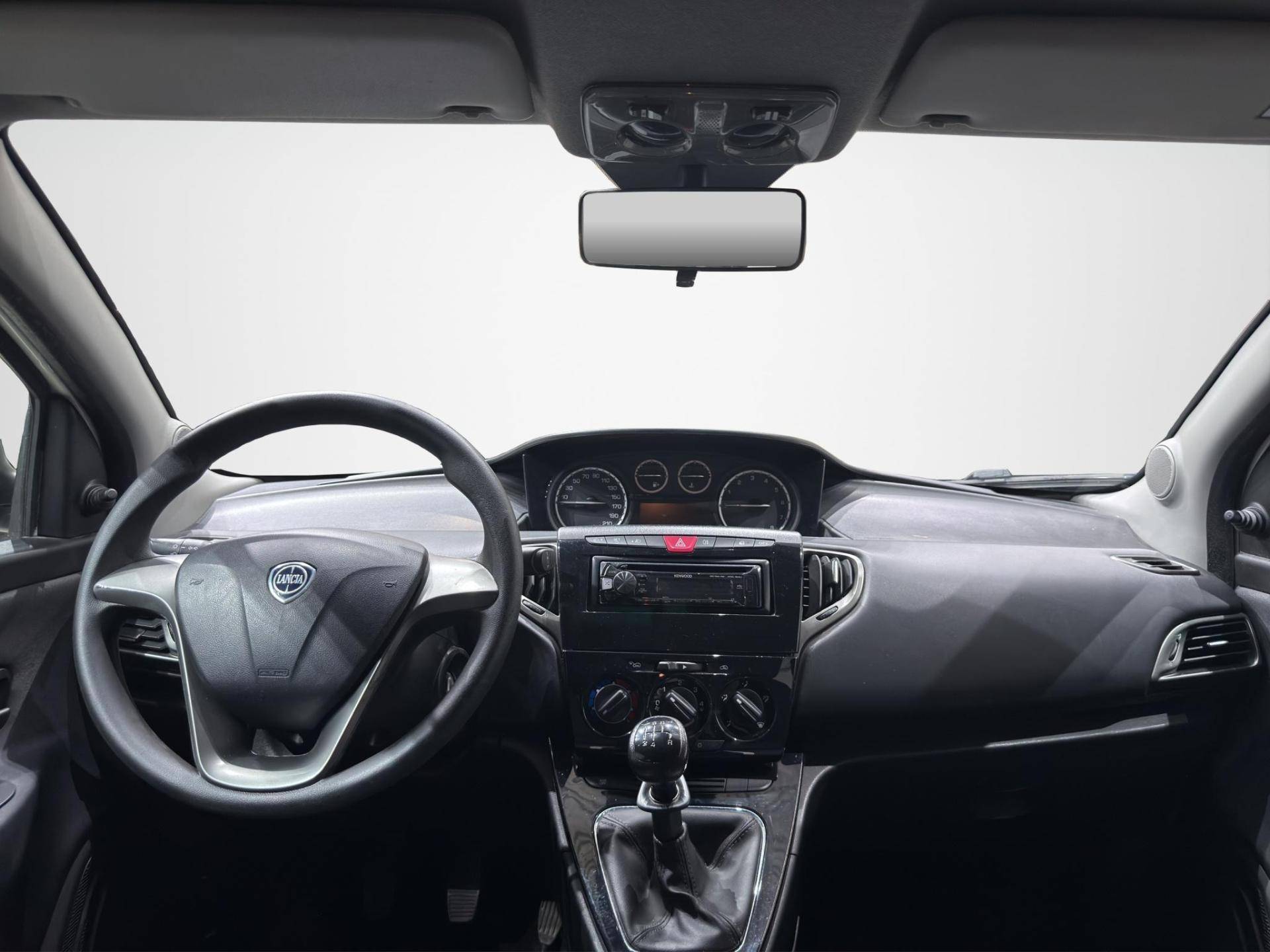 Auto Venduta - LANCIA Ypsilon Ypsilon 1.2 8v Silver c/clima 69cv usata in pronta consegna - Brandini