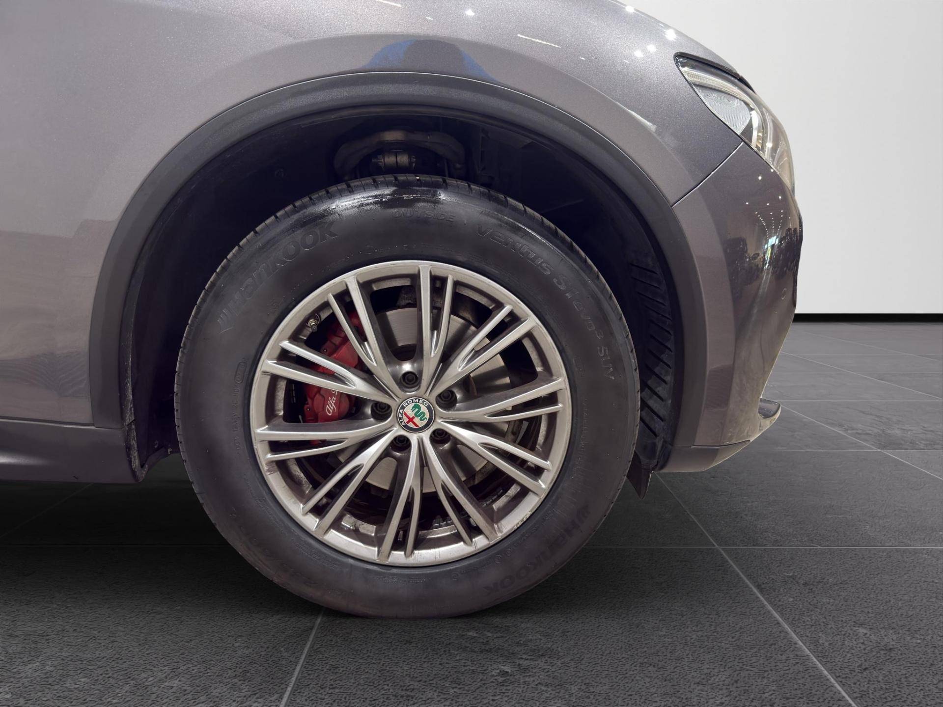 ALFA ROMEO Stelvio Stelvio 2.2 t Executive Q4 210cv auto usata in pronta consegna - Brandini