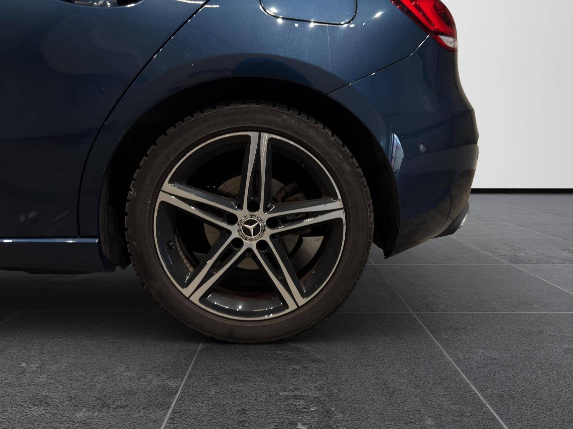 MERCEDES Classe A A 180 d Sport Night edition auto usata in pronta consegna - Brandini