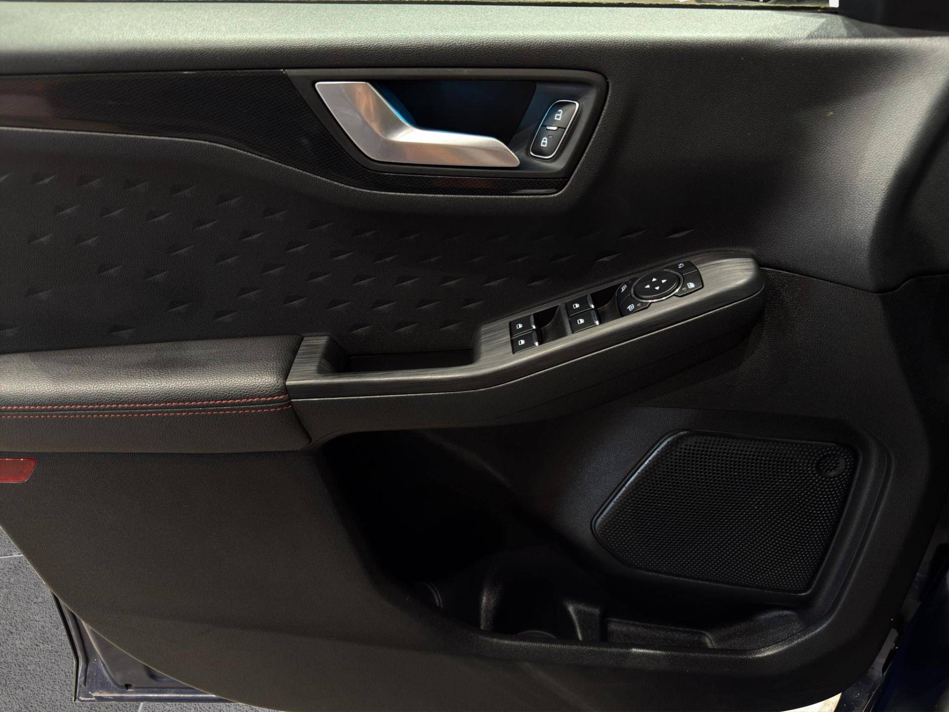 FORD Kuga Kuga 2.0 ecoblue mhev ST-Line 2wd 150cv usata in pronta consegna - Brandini
