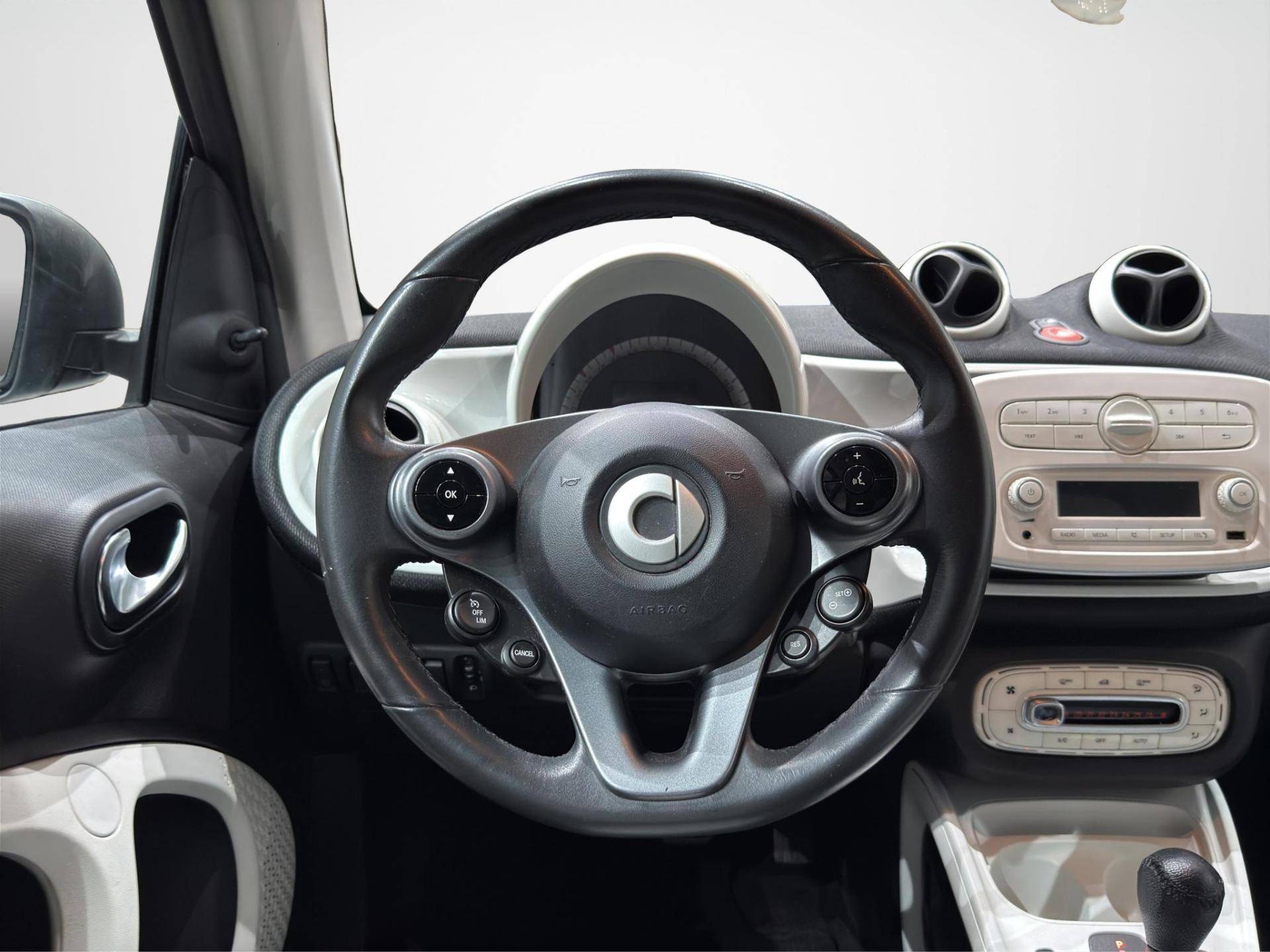 SMART Fortwo Fortwo 1.0 Passion 71cv twinamic usata in pronta consegna - Brandini