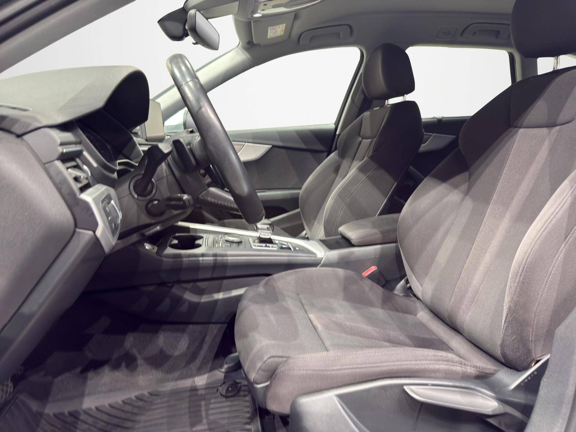 AUDI A4 Avant A4 Avant 40 2.0 tdi S Line Edition 190cv s-tronic usata in pronta consegna - Brandini