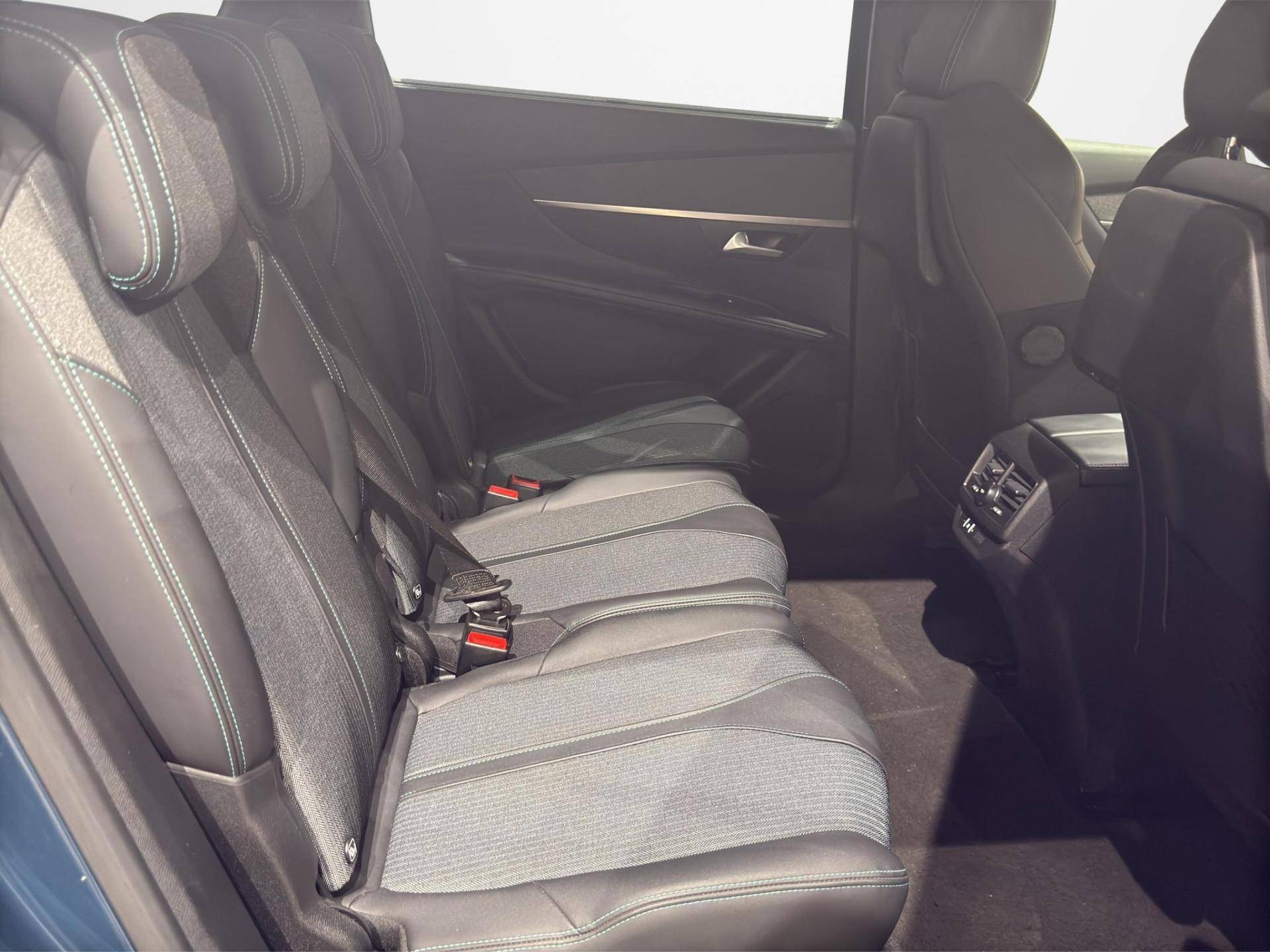 Auto Venduta - PEUGEOT 5008 5008 1.2 puretech t Allure Pack s&s 130cv usata in pronta consegna - Brandini