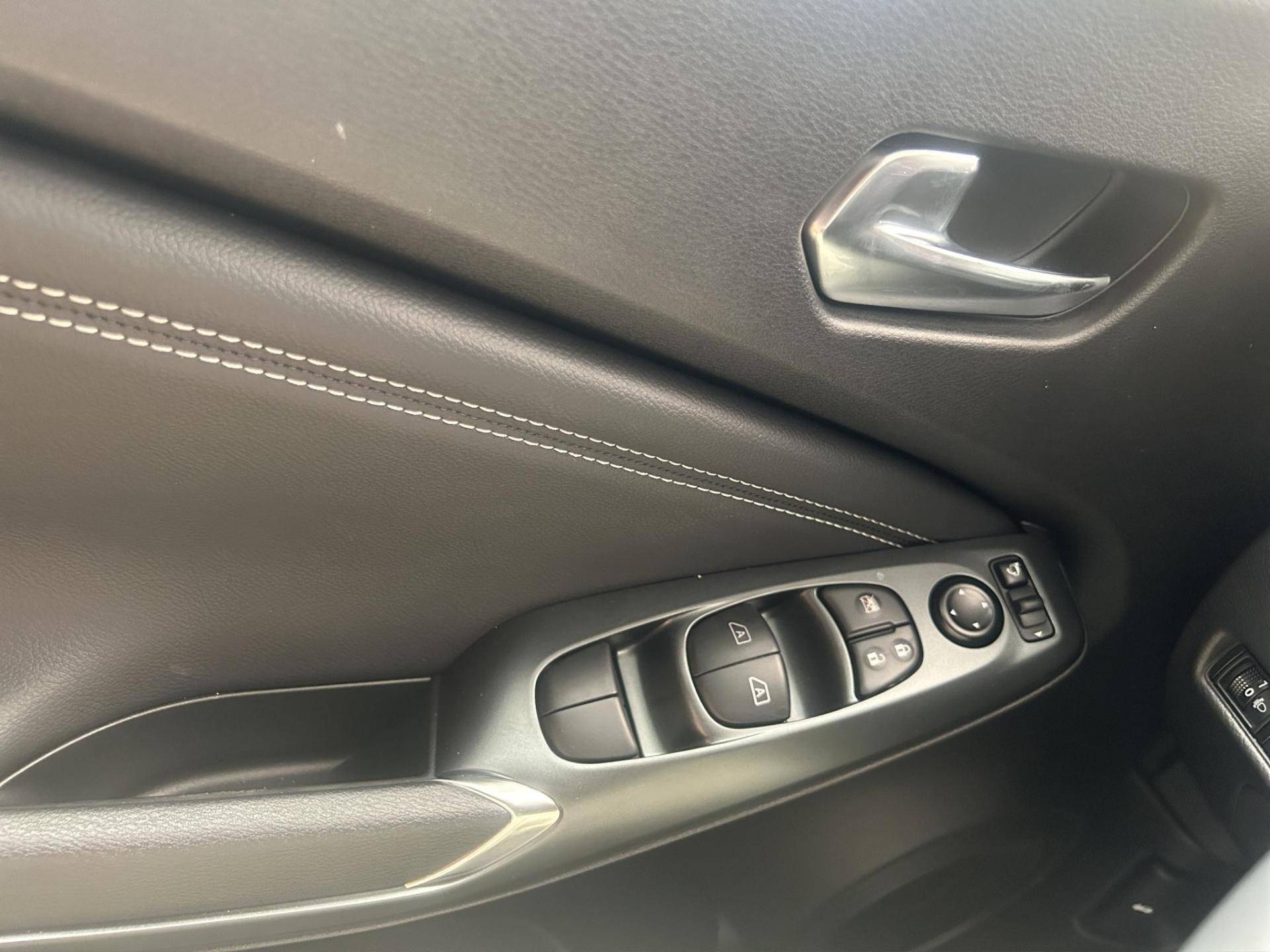 NISSAN Juke Juke 1.0 dig-t N-Connecta 114cv usata in pronta consegna - Brandini