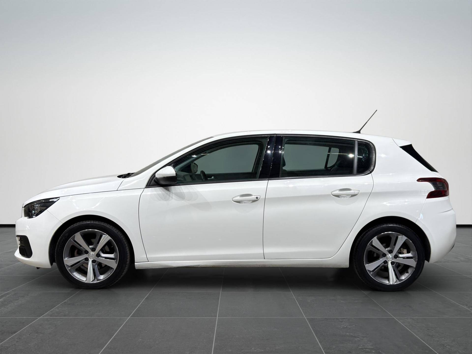 PEUGEOT 308 308 5p 1.5 bluehdi Allure s&s 130cv usata in pronta consegna - Brandini