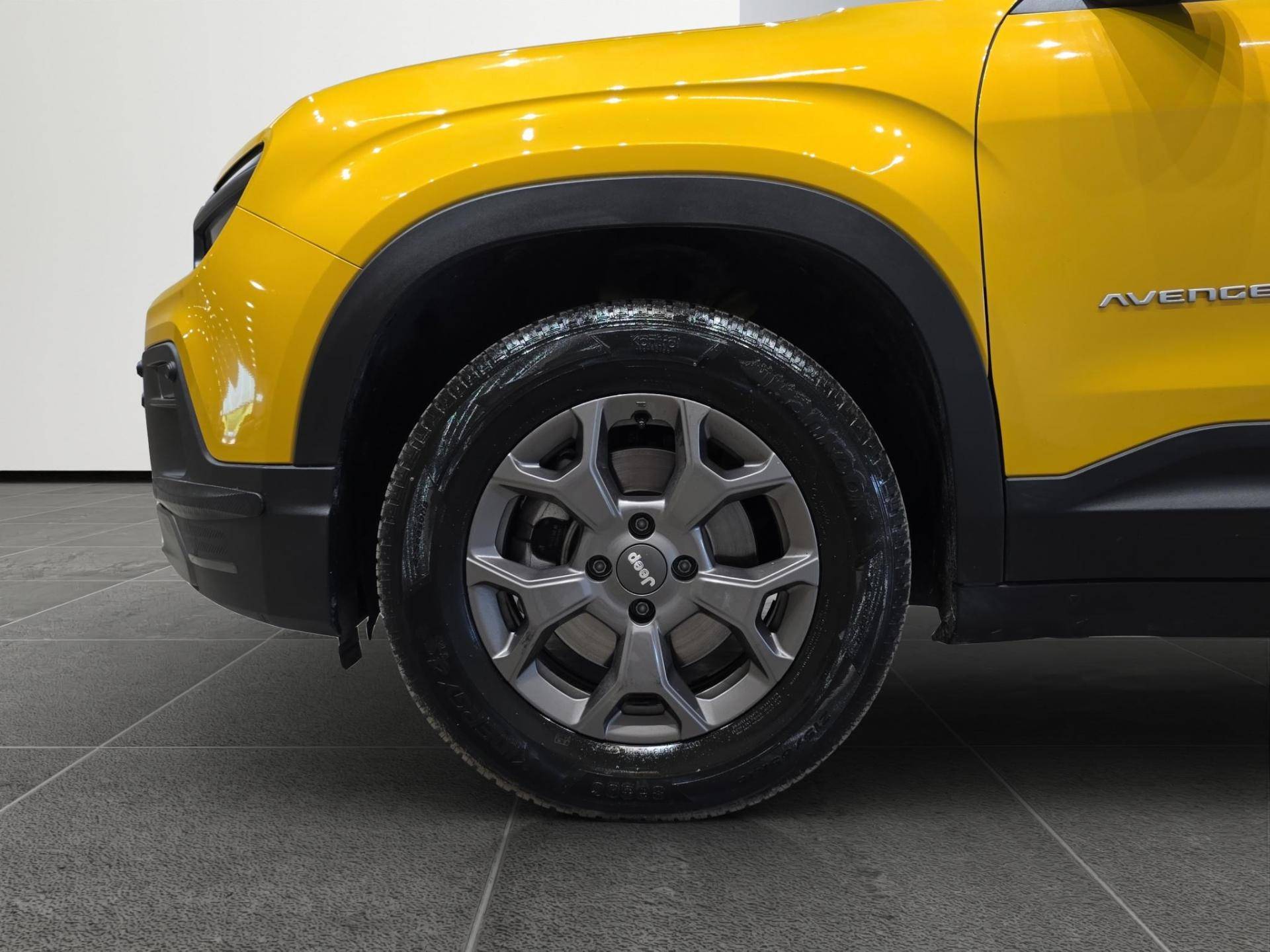 JEEP Avenger Avenger 1.2 turbo e-hybrid Longitude fwd 100cv edct6 usata in pronta consegna - Brandini