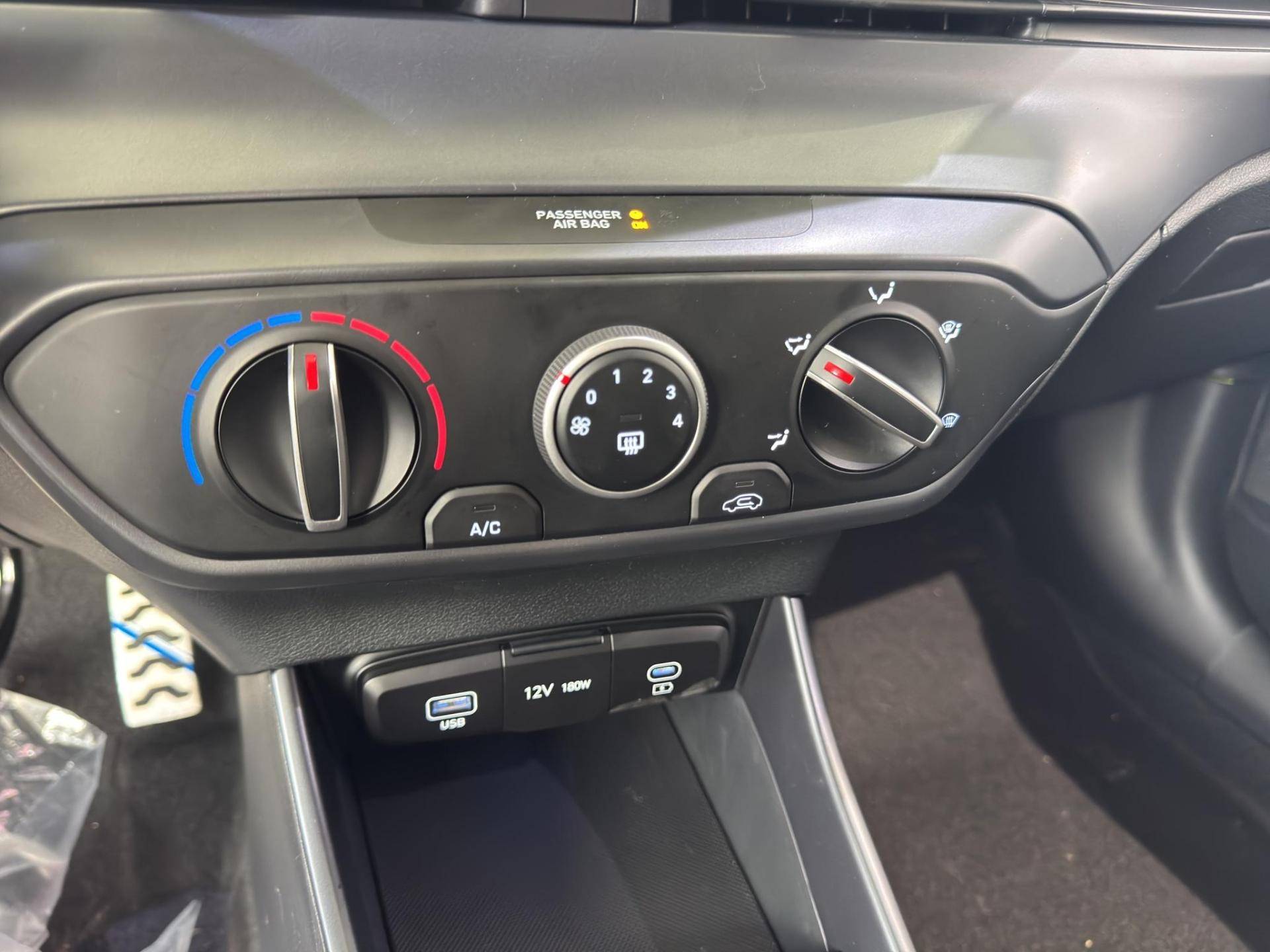 Auto Venduta - HYUNDAI Bayon Bayon 1.0 t-gdi Business 90cv mt usata in pronta consegna - Brandini