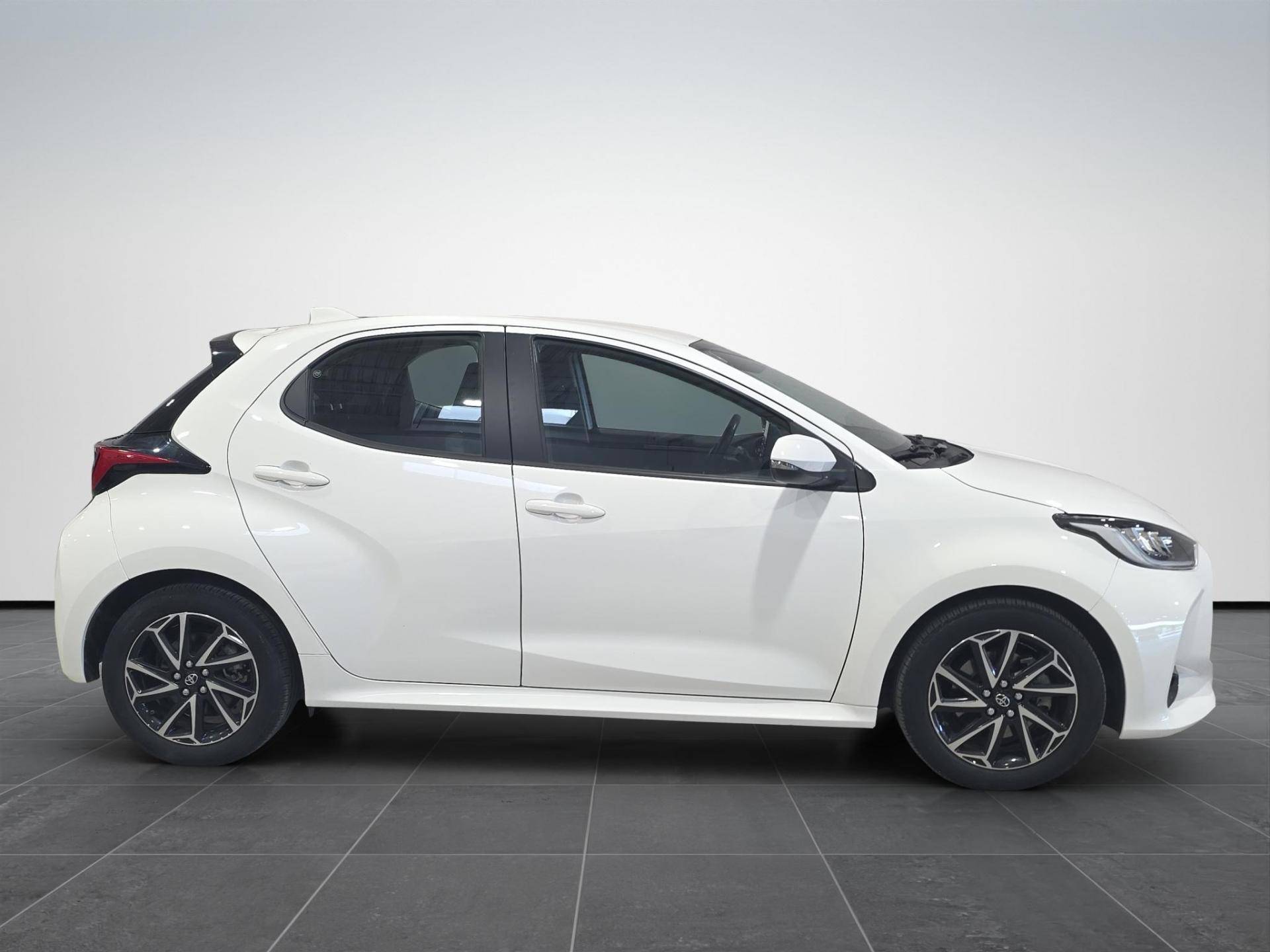 Auto Venduta - TOYOTA Yaris Yaris 1.5h Trend usata in pronta consegna - Brandini