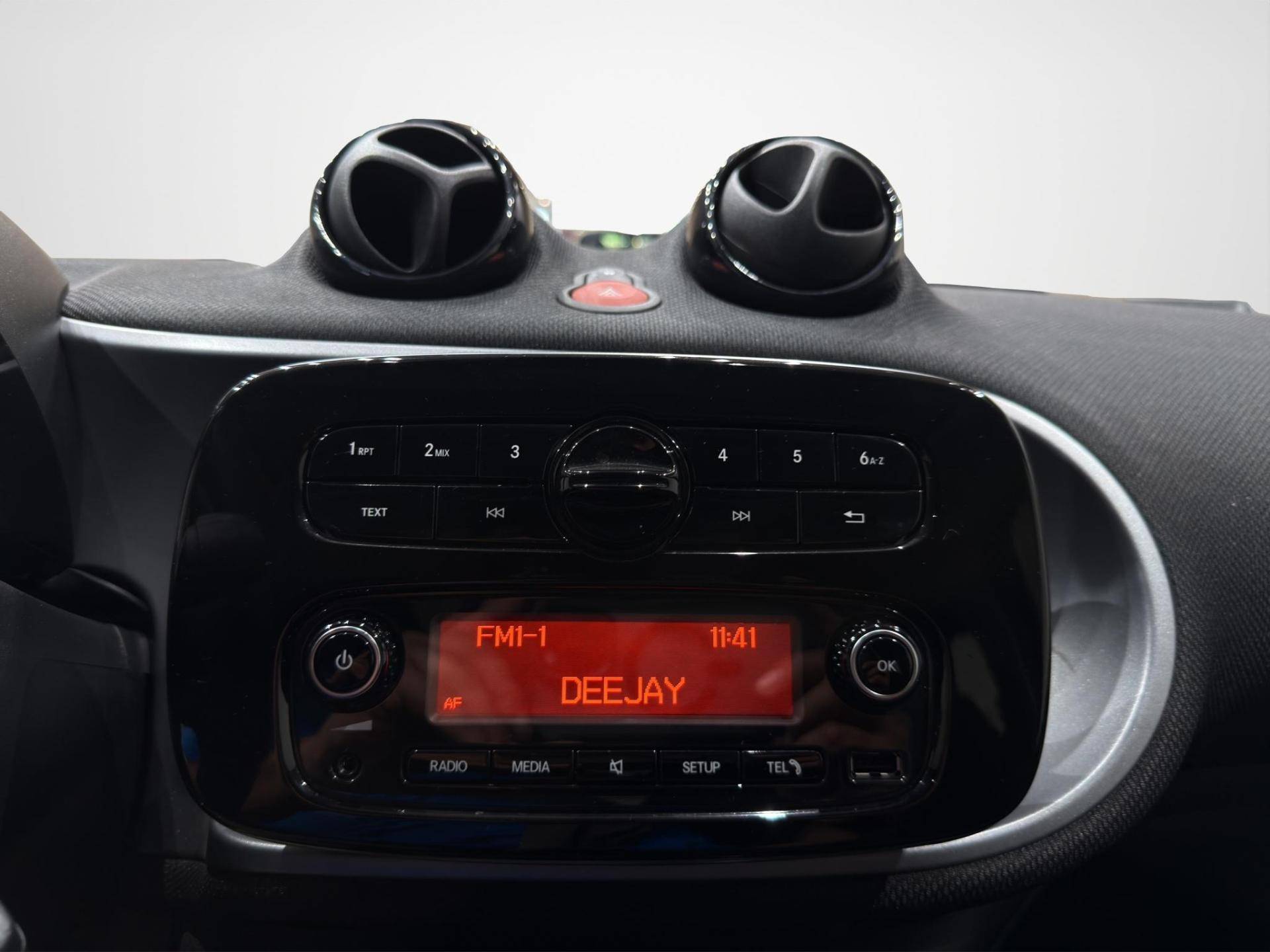 Auto Venduta - SMART Forfour Forfour 0.9 t. Passion 90cv twinamic my18 usata in pronta consegna - Brandini
