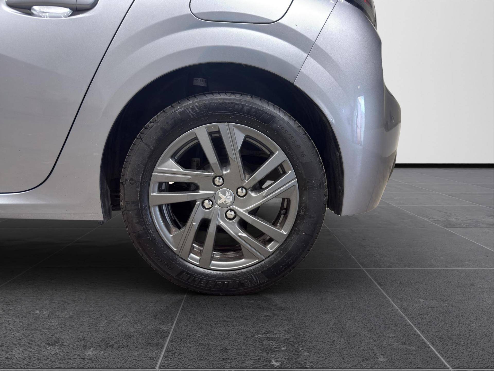 Auto Venduta - PEUGEOT 208 208 1.2 puretech Active Pack s&s 75cv usata in pronta consegna - Brandini
