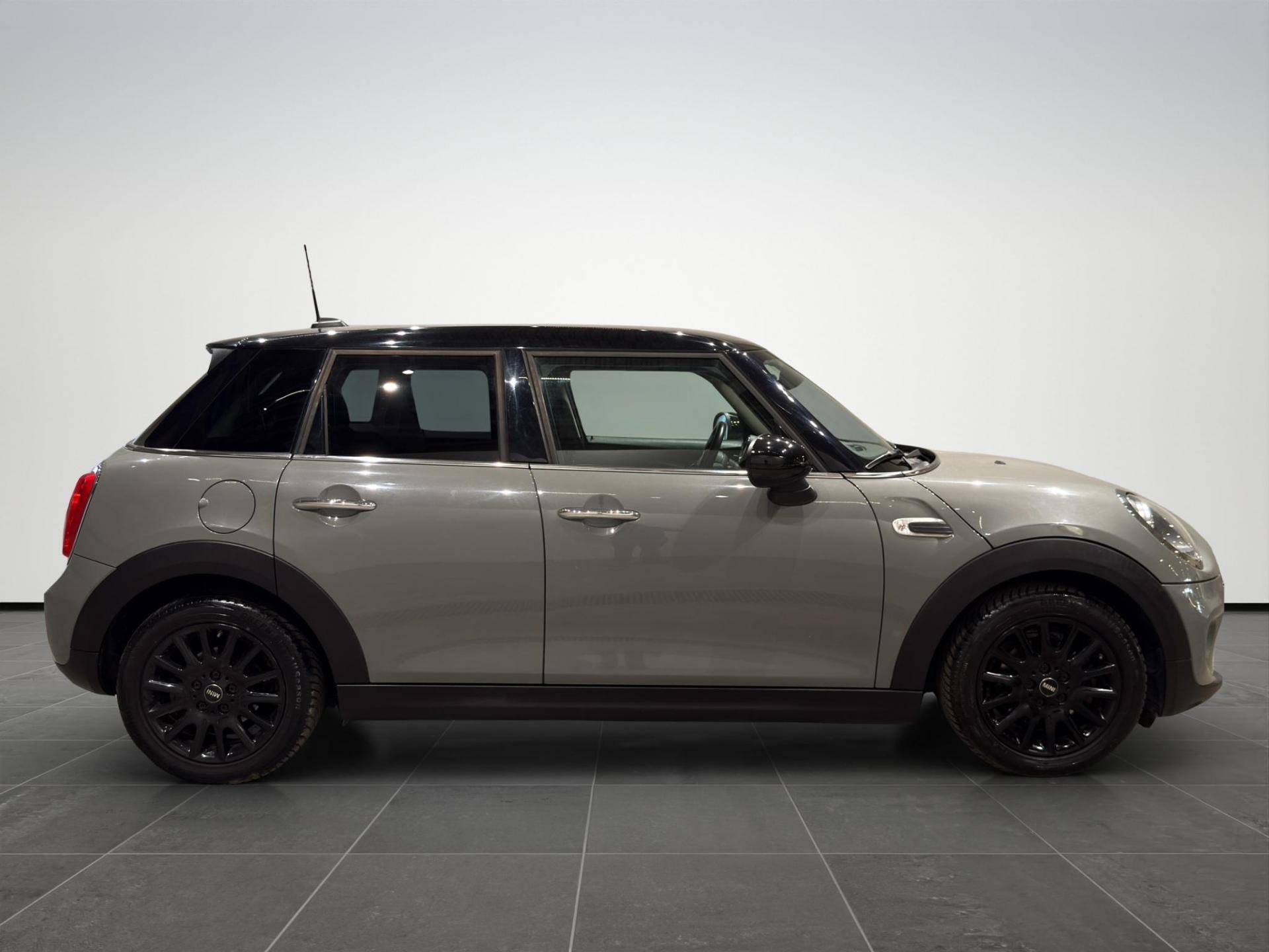 Auto Venduta - MINI Mini Mini 5p 1.5 Cooper Hype auto usata in pronta consegna - Brandini