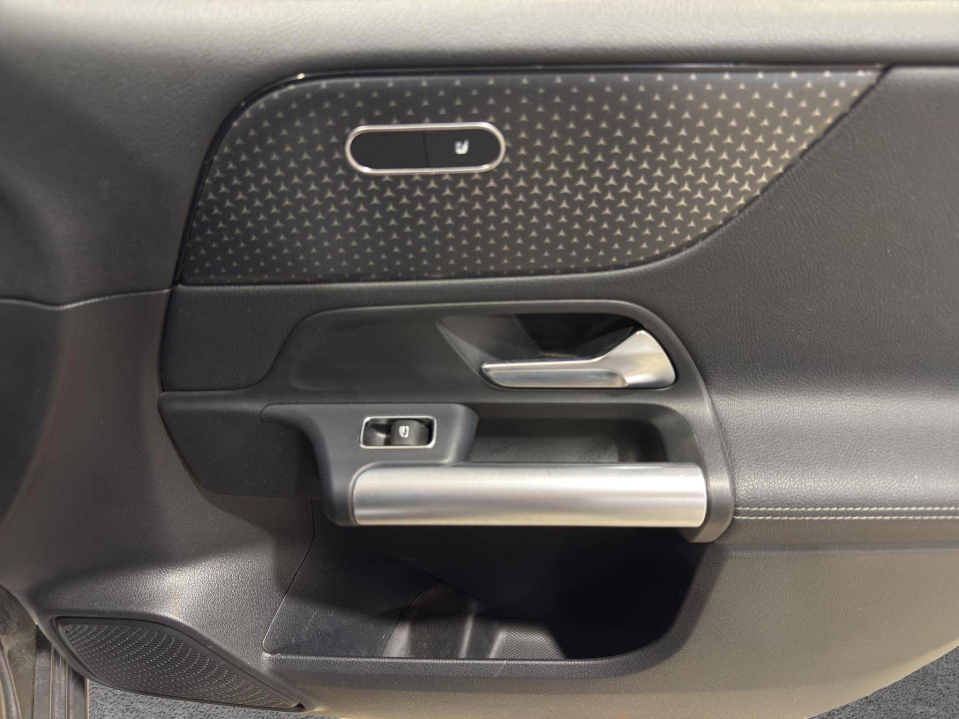 MERCEDES Classe B B 180 d Progressive Advanced auto usata in pronta consegna - Brandini