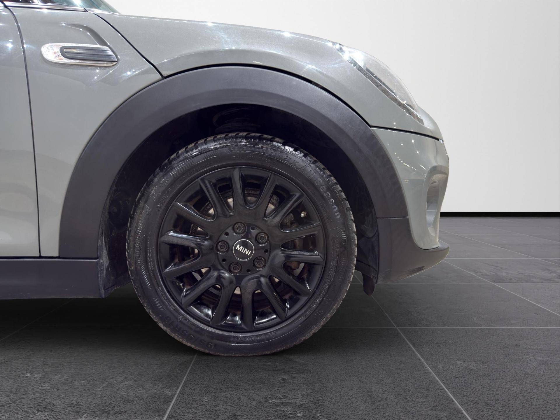 Auto Venduta - MINI Mini Mini 5p 1.5 Cooper Hype auto usata in pronta consegna - Brandini