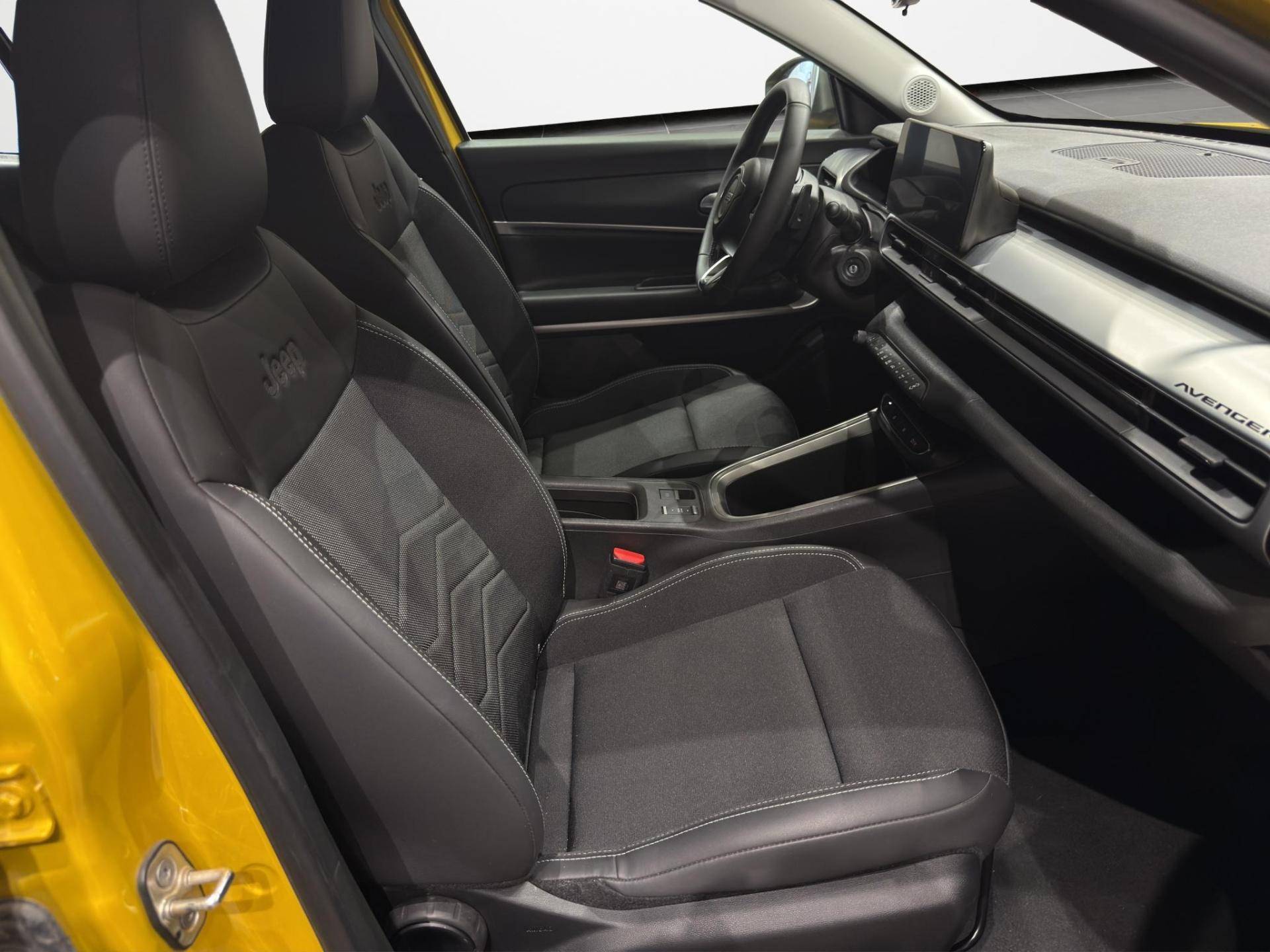 JEEP Avenger Avenger 1.2 turbo e-hybrid Altitude fwd 100cv edct6 usata in pronta consegna - Brandini