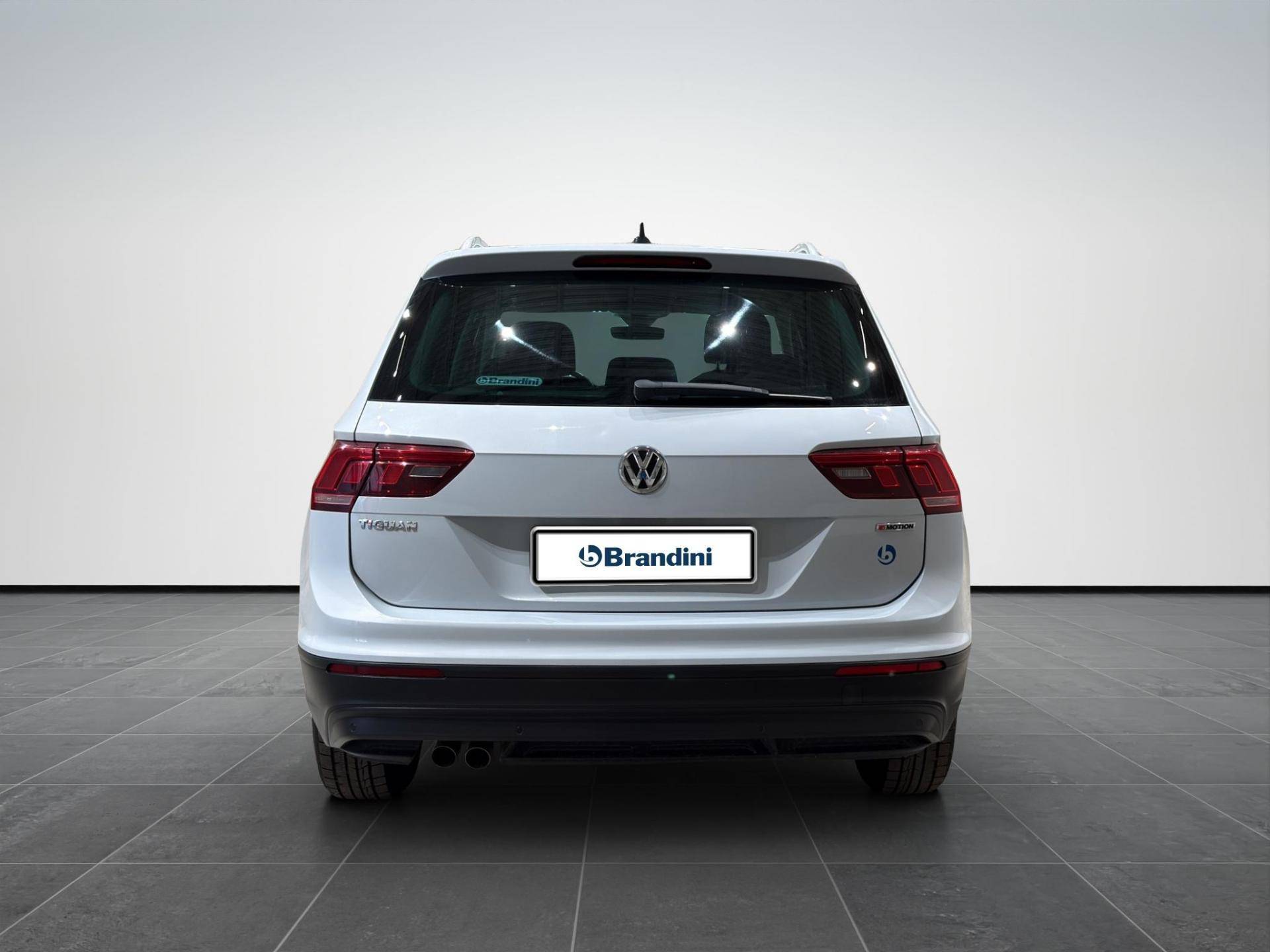 VOLKSWAGEN Tiguan Tiguan 2.0 tdi Style 4motion 150cv dsg usata in pronta consegna - Brandini