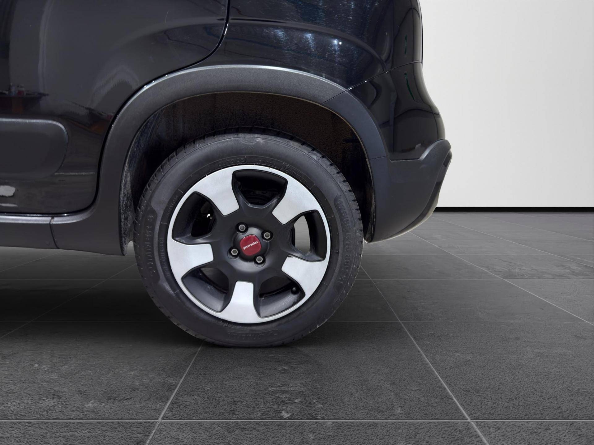 FIAT Panda Panda 1.0 firefly hybrid Cross s&s 70cv 5p.ti usata in pronta consegna - Brandini