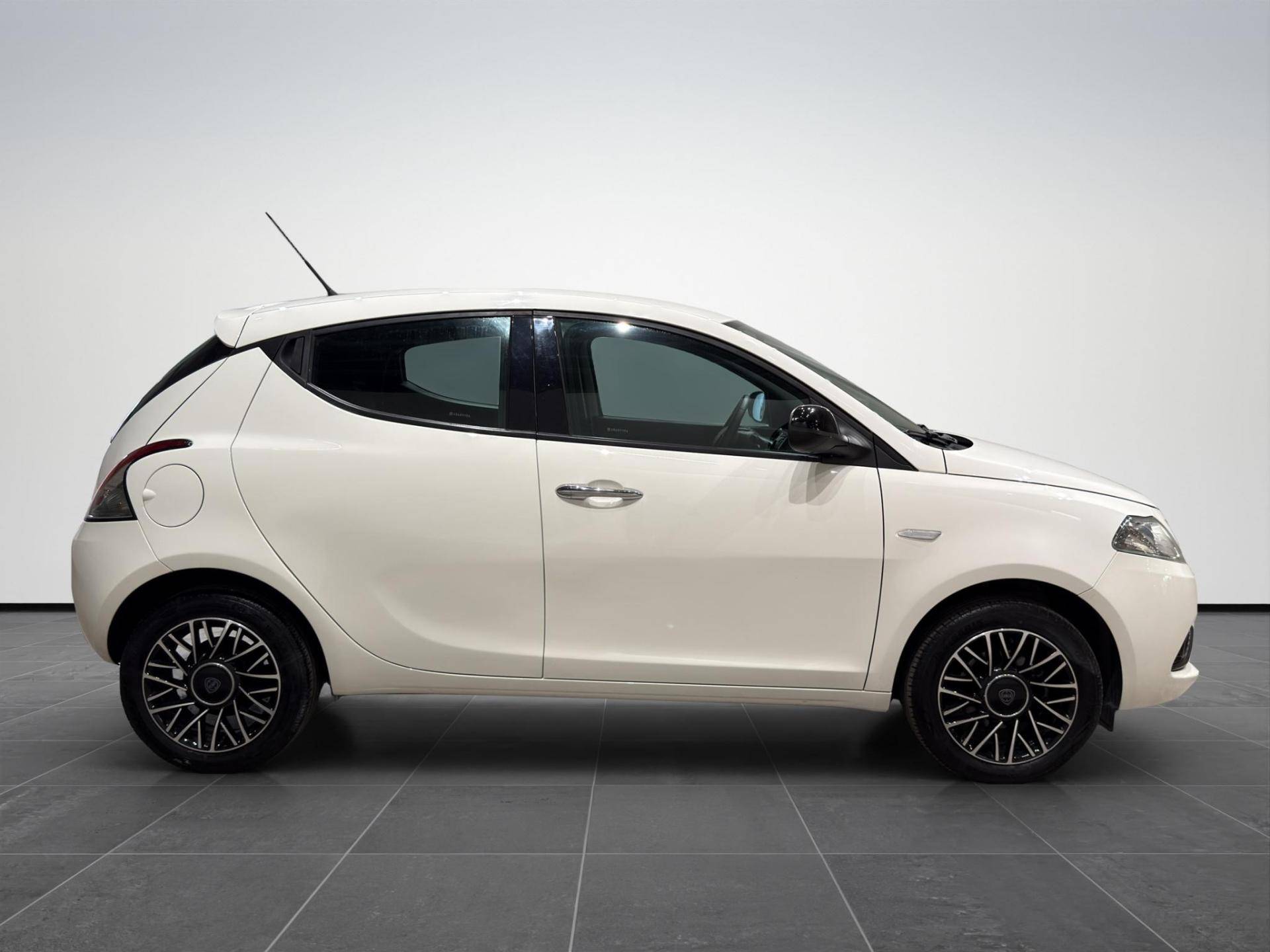 Auto Venduta - LANCIA Ypsilon Ypsilon 1.2 Gold s&s 69cv my19 usata in pronta consegna - Brandini